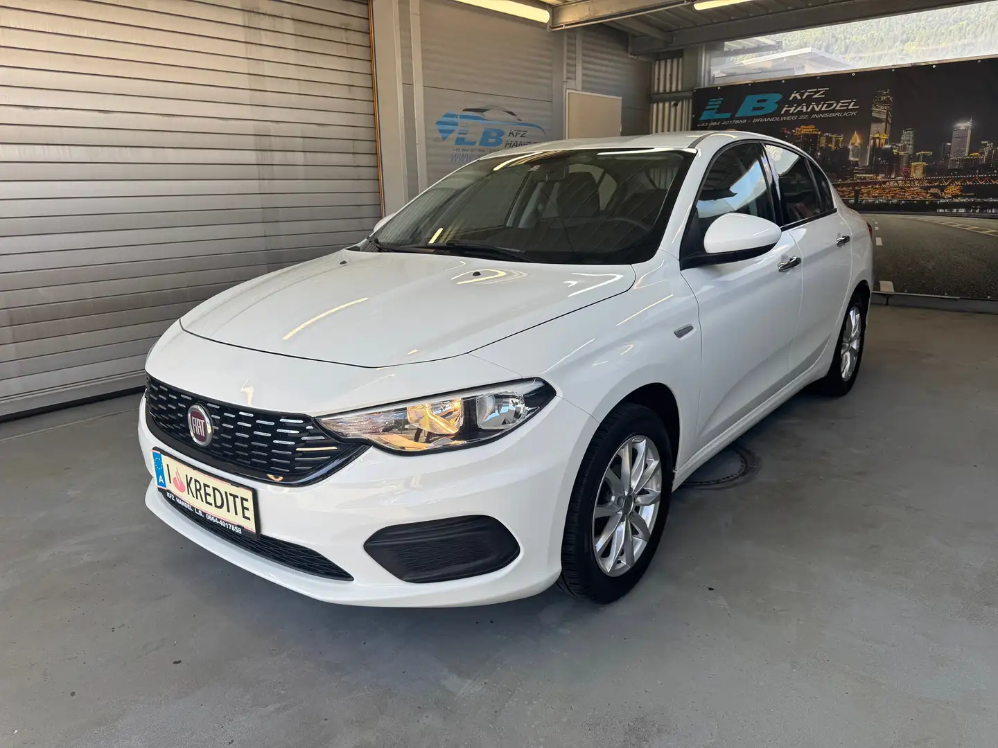 Fiat Tipo Easy Weiß - 2