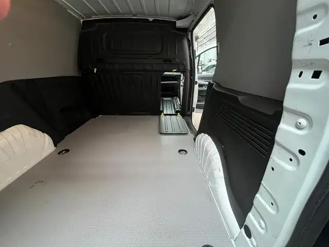 Citroen Berlingo view 7