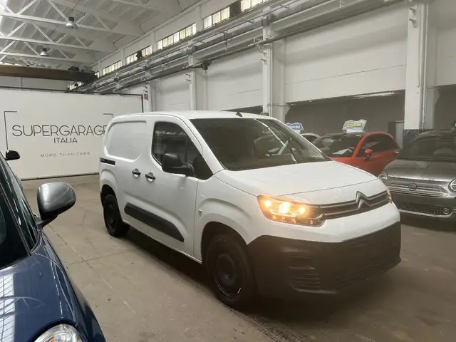 Citroen Berlingo view 2