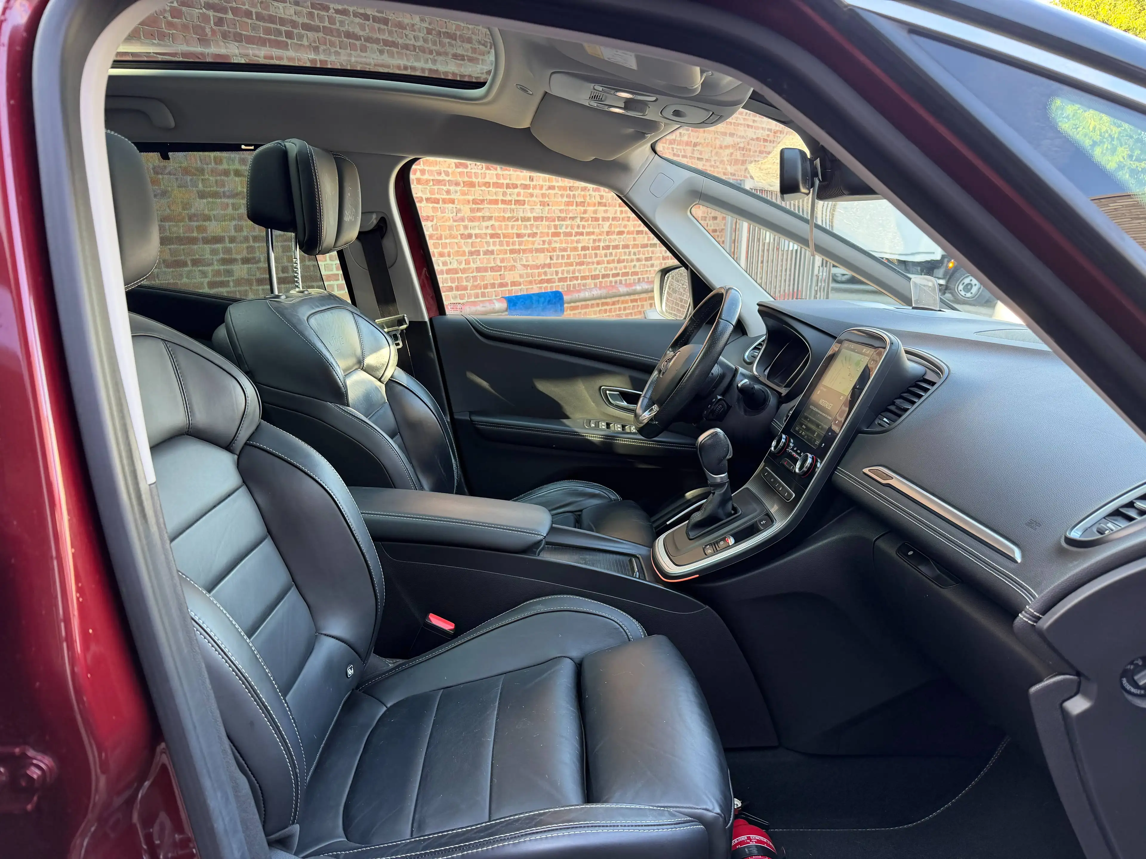 Renault Grand Scenic 1.33 *7 PL+BOITE AUTO*-TOIT PANO-GPS-CUIR-CAMERA — photo 8
