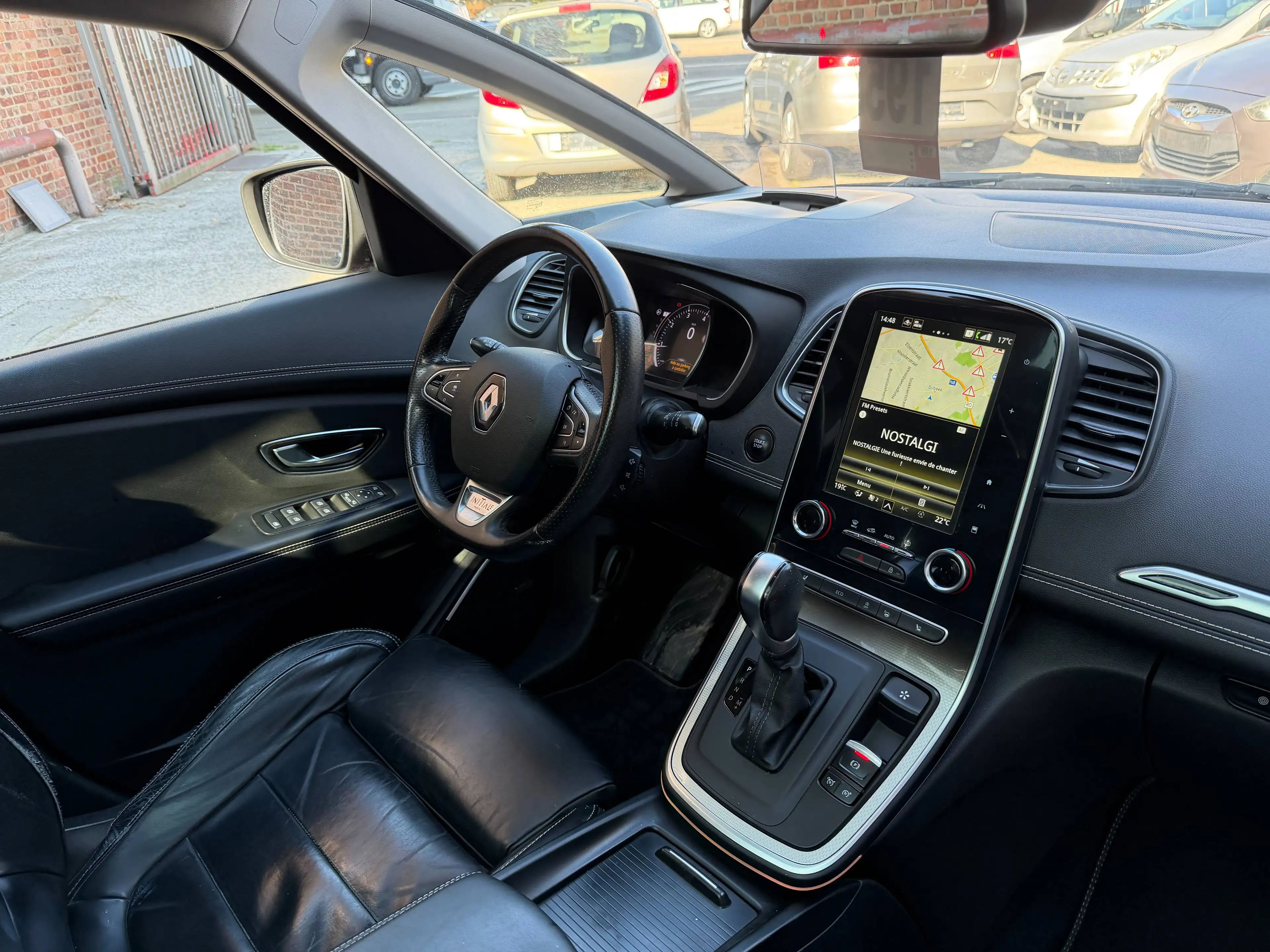 Renault Grand Scenic 1.33 *7 PL+BOITE AUTO*-TOIT PANO-GPS-CUIR-CAMERA — photo 10
