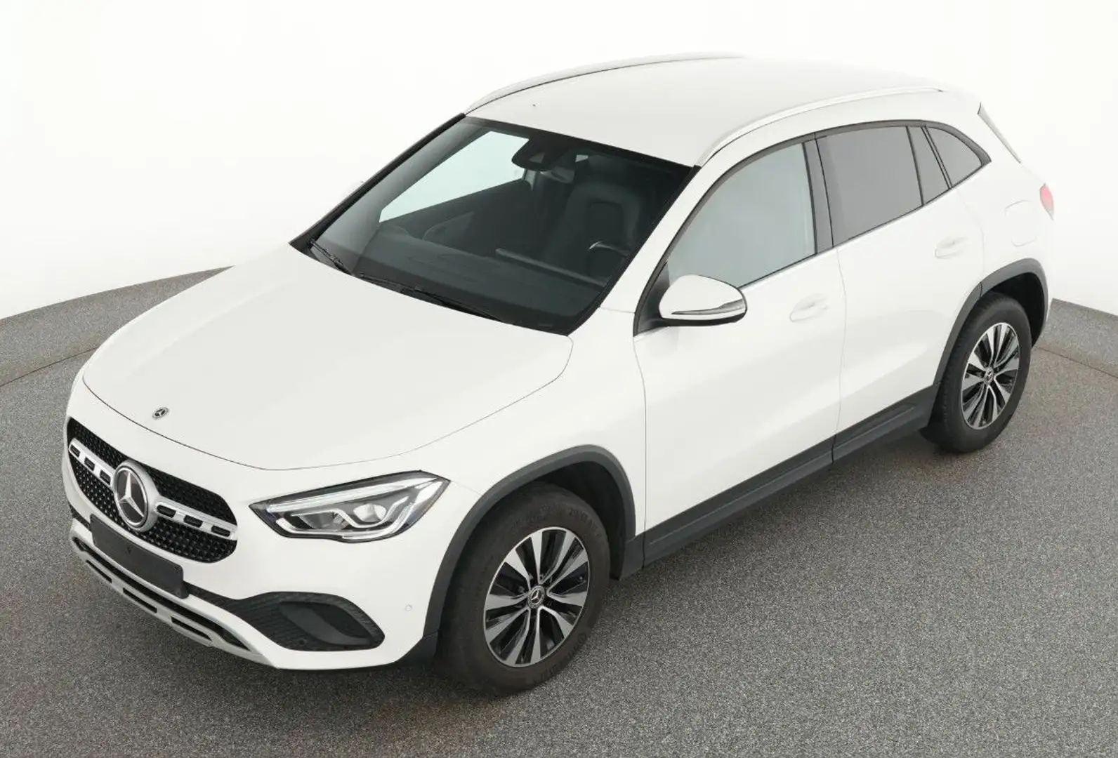Mercedes-Benz GLA 200 d STYLE LED WIDES. KAM MBUX SPUR AHK Blanc - 1
