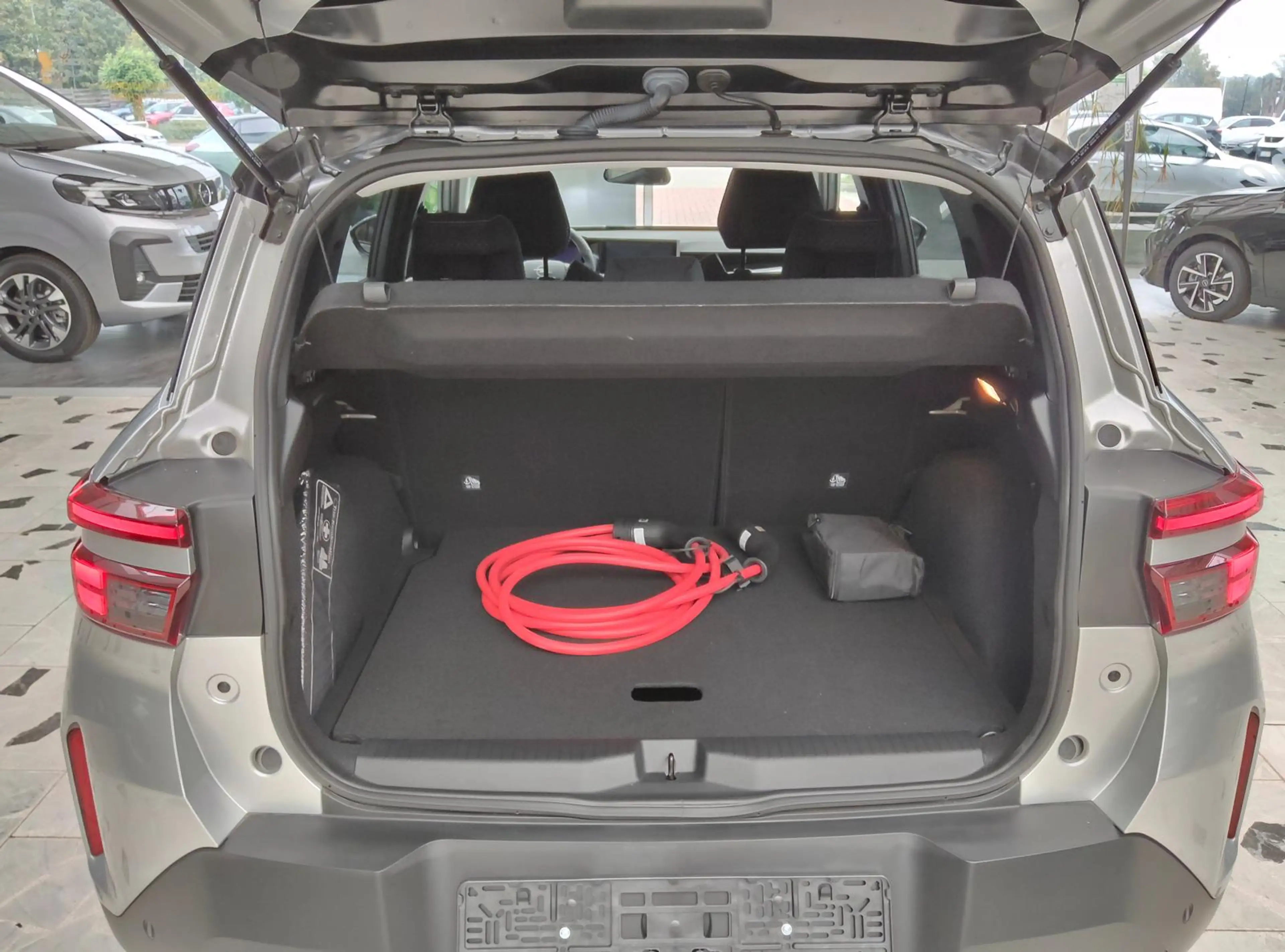 Opel Frontera Electric GS (Rückfahrkamera, Sitz-Lenkradheizung) — photo 9
