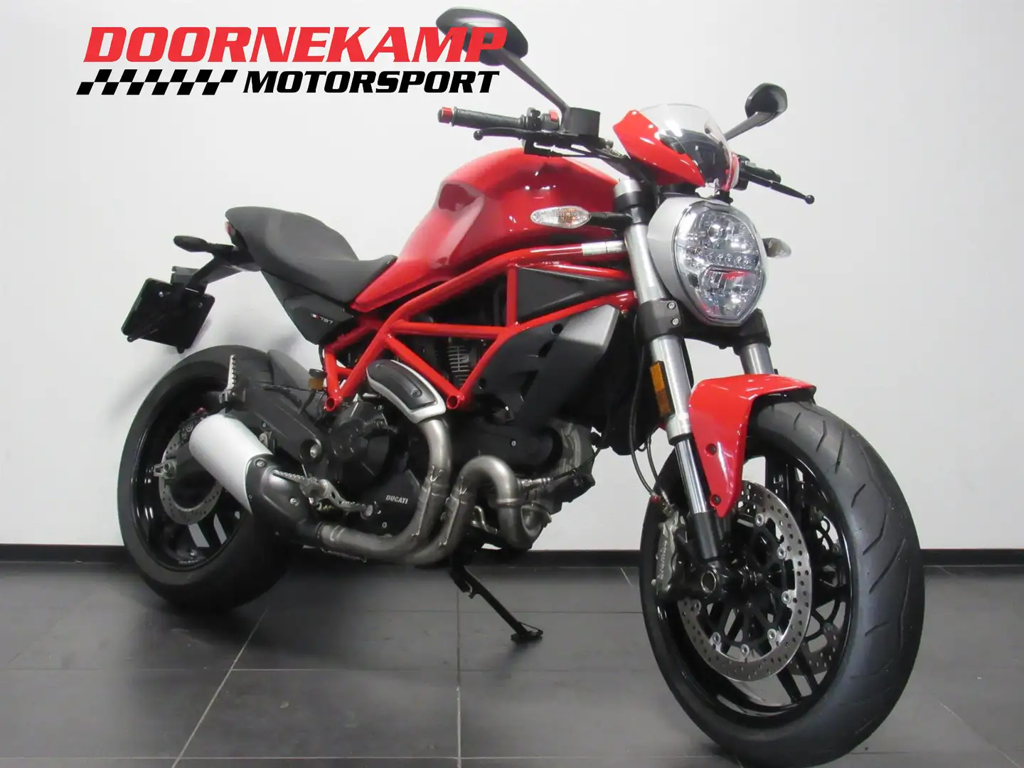 Ducati Monster 797 Rood - 2