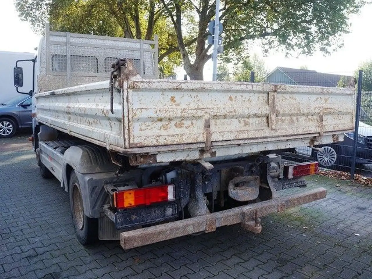 Mercedes-Benz 817 Atego 3-Seiten-Kipper Meiller 2x AHK Maul, foto 5