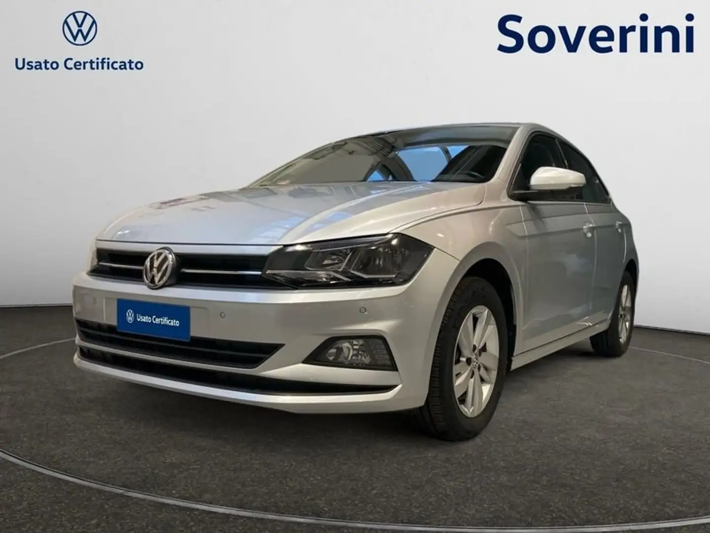 Volkswagen Polo 1.6 TDI SCR 5p. Comfortline BlueMotion Technology Plateado - 1