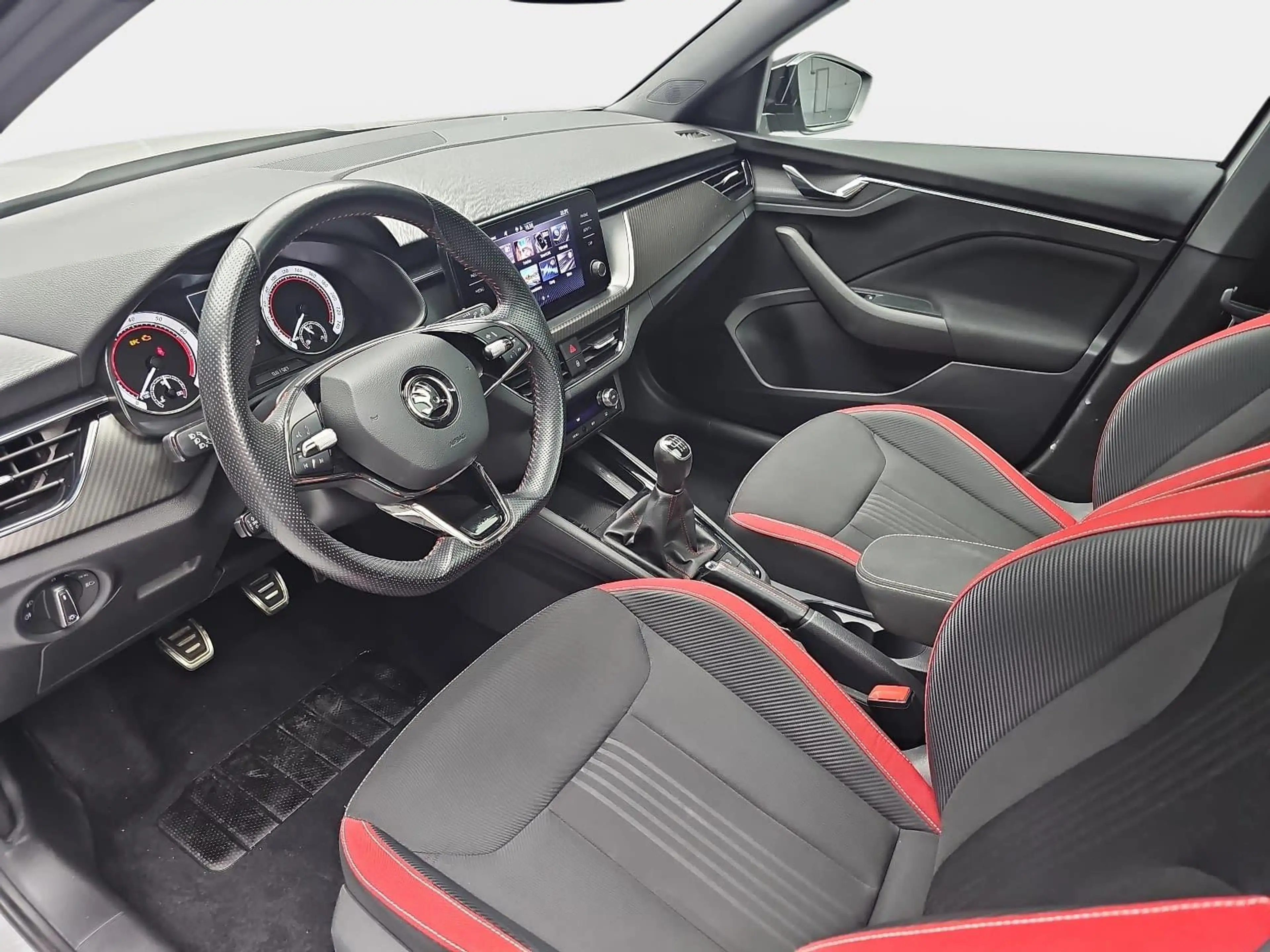 Skoda Kamiq Kamiq 1.0 TSI Monte Carlo LED ACC Winter — photo 20