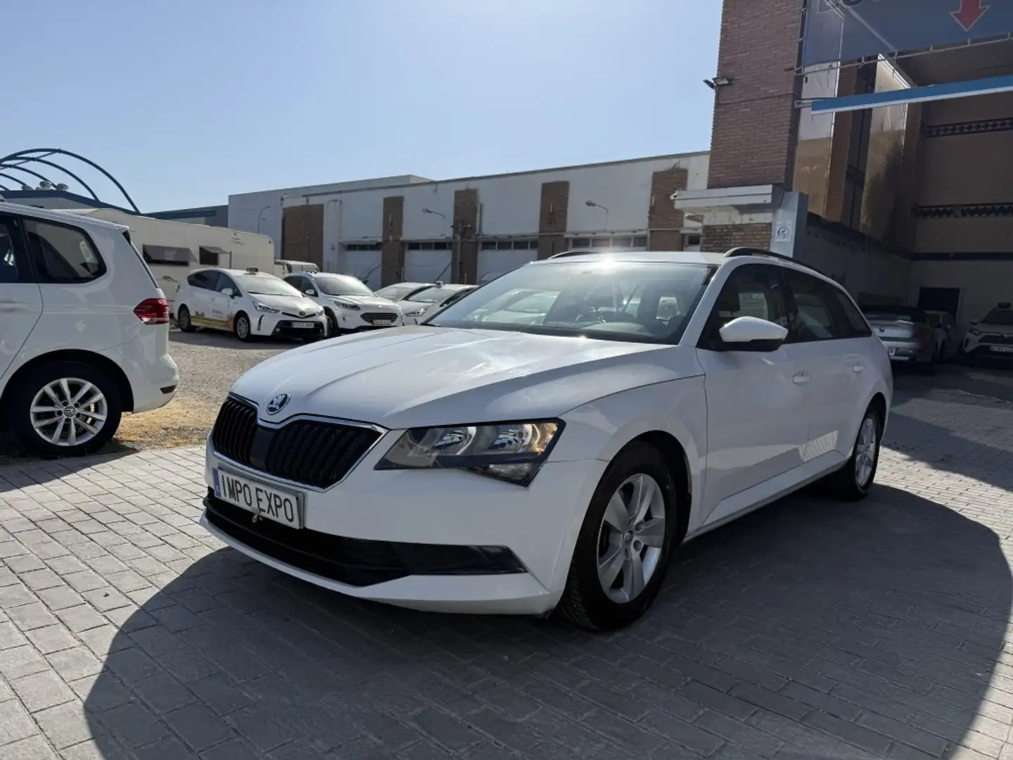 Skoda Superb Combi 2.0TDI AdBlue Active 110kW Blanco - 1
