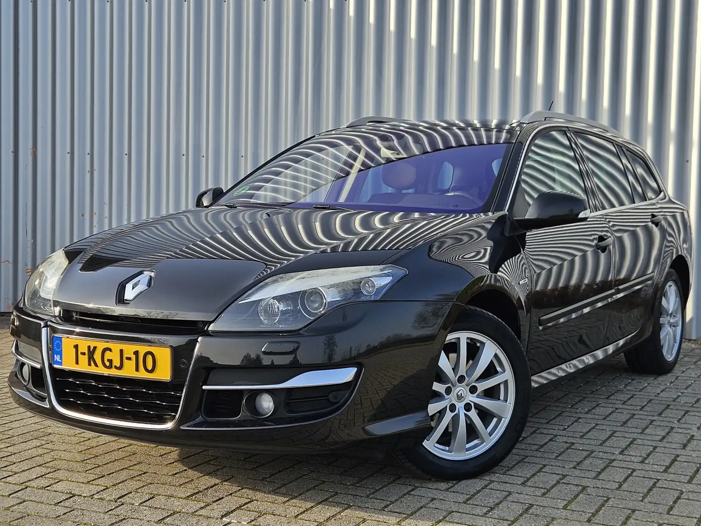 Renault Laguna Estate 2.0 dCi Bose /Automaat/Pano/Stoelverwarming Schwarz - 1