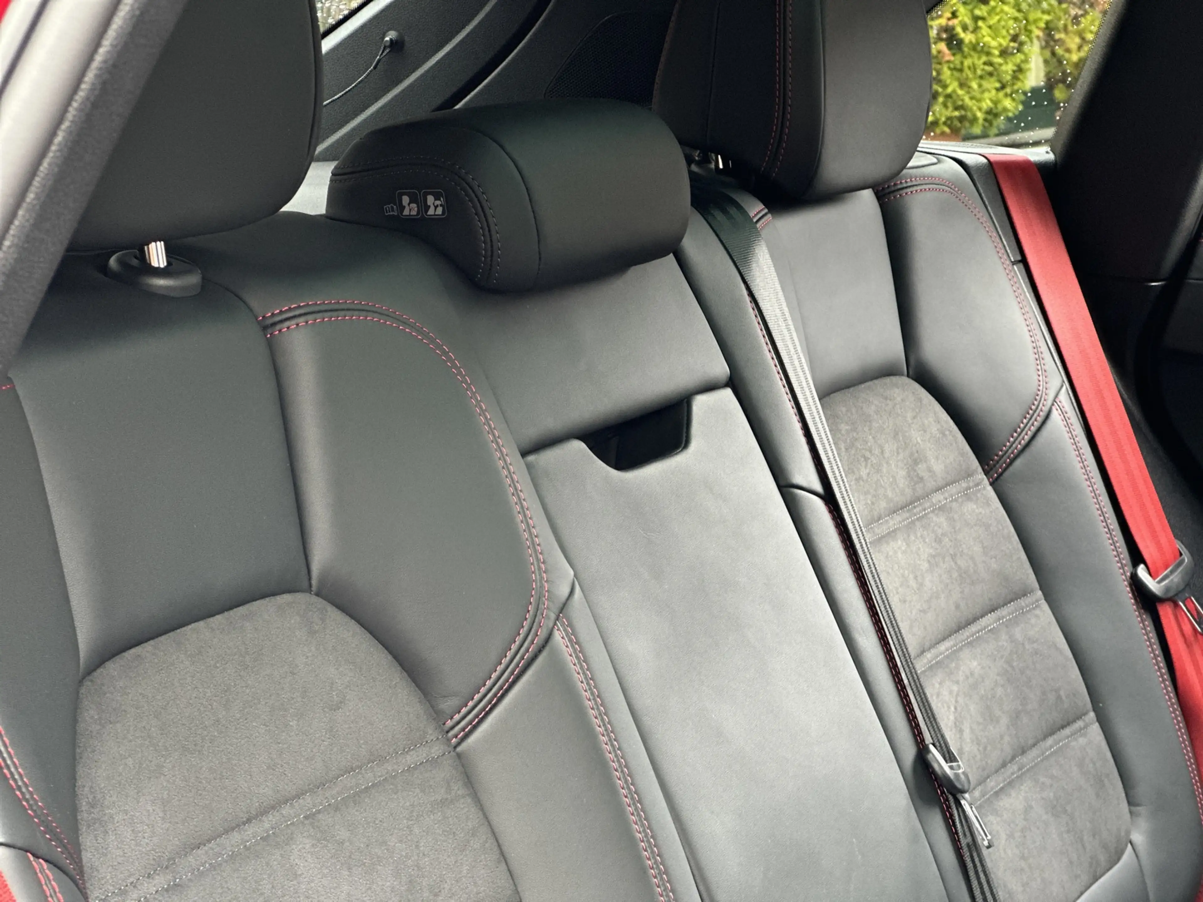 Porsche Macan GTS BOSE*PANORAMA*LED*21 EXCLUSIVE*CARBON* — photo 6