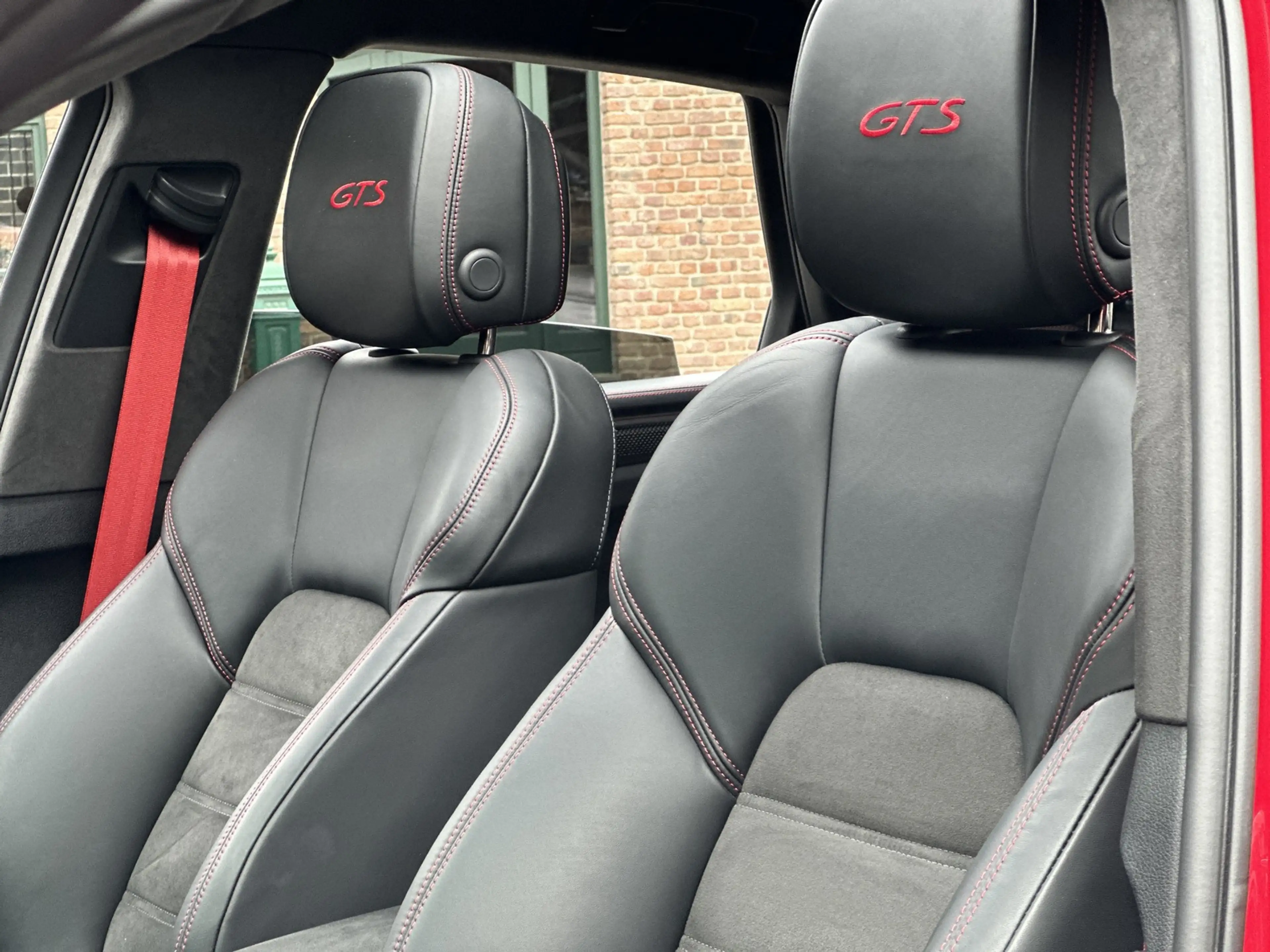 Porsche Macan GTS BOSE*PANORAMA*LED*21 EXCLUSIVE*CARBON* — photo 10