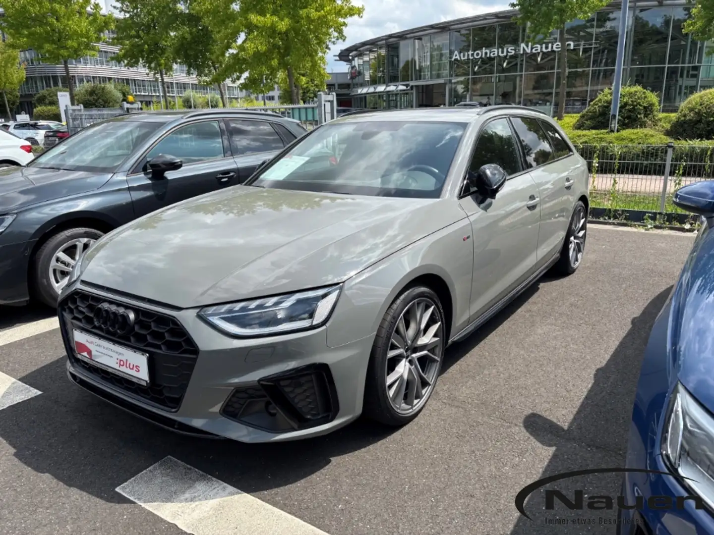 Audi A4 Avant 40 TDI q S-line Comp. *AHK*PANO*KAMERA Grau - 1