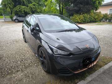 Born 58kWh