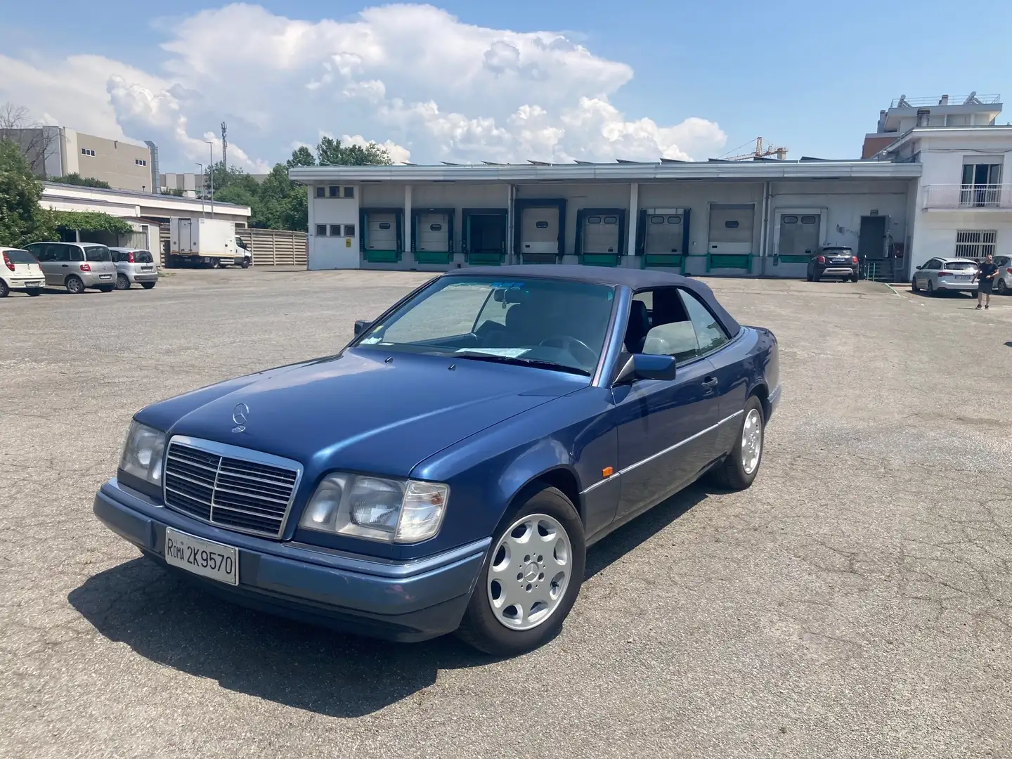 Mercedes-Benz E 220 E Cabrio 220 - 1