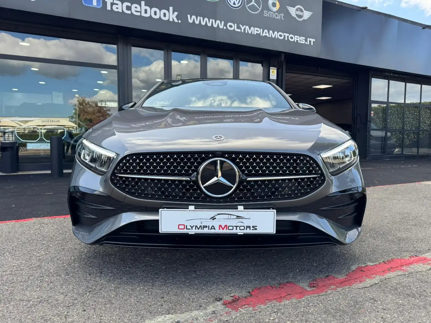 Mercedes-Benz A 200 D AMG PREMIUM NAVI TETTO KAMERA 64 COLORI Grigio - 2