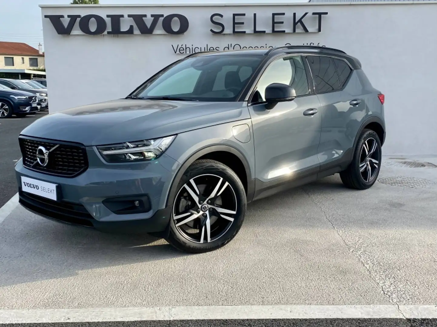 Volvo XC40 T5 Recharge 180 + 82ch R-Design DCT 7 - 1