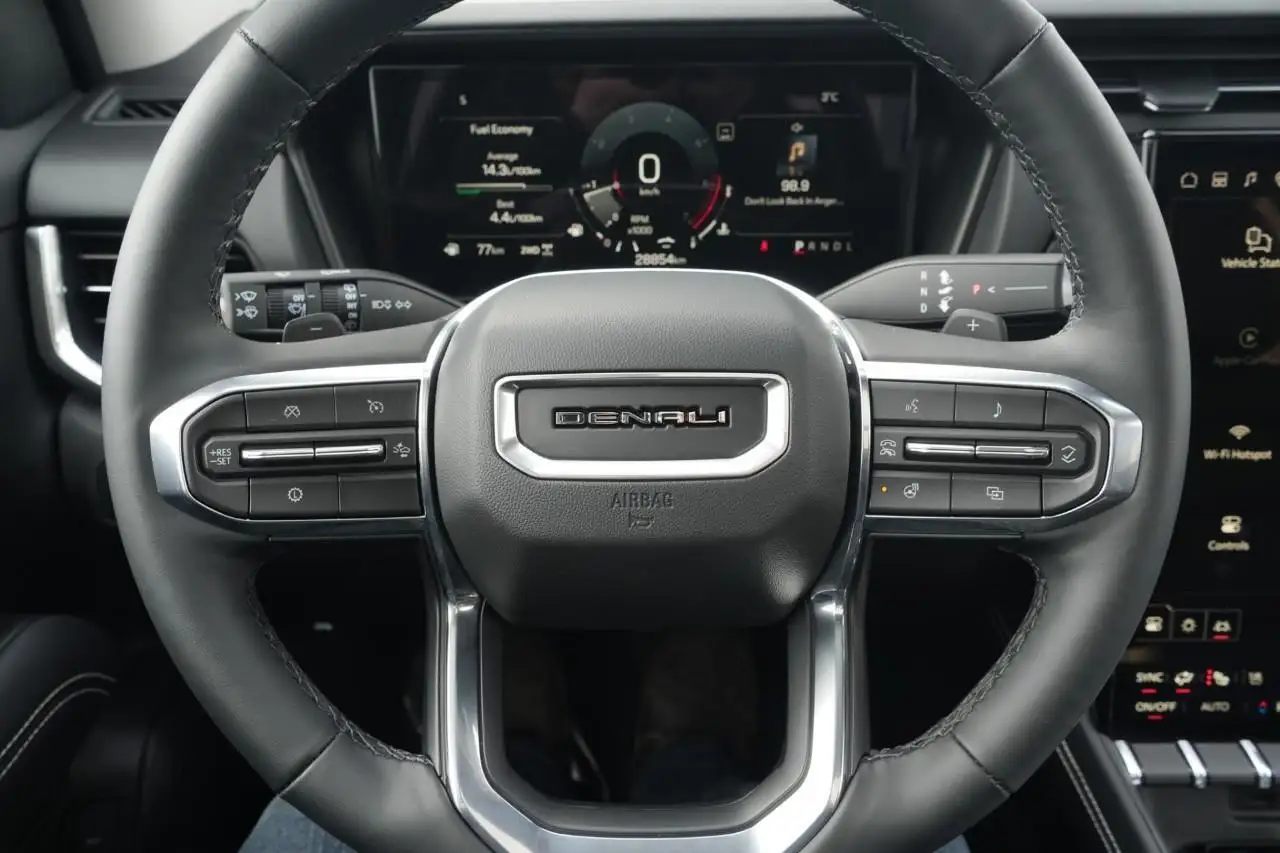 GMC Terrain photo GMC Terrain