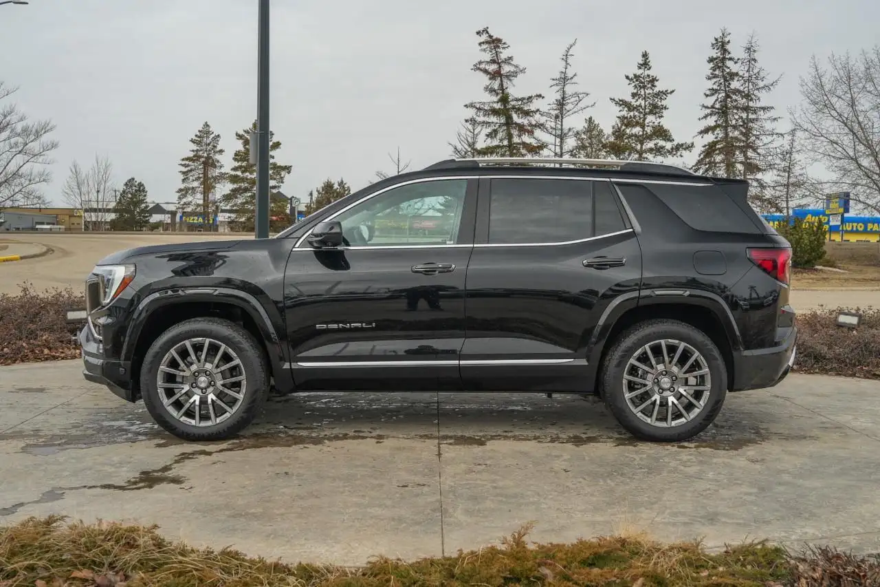 GMC Terrain photo GMC Terrain