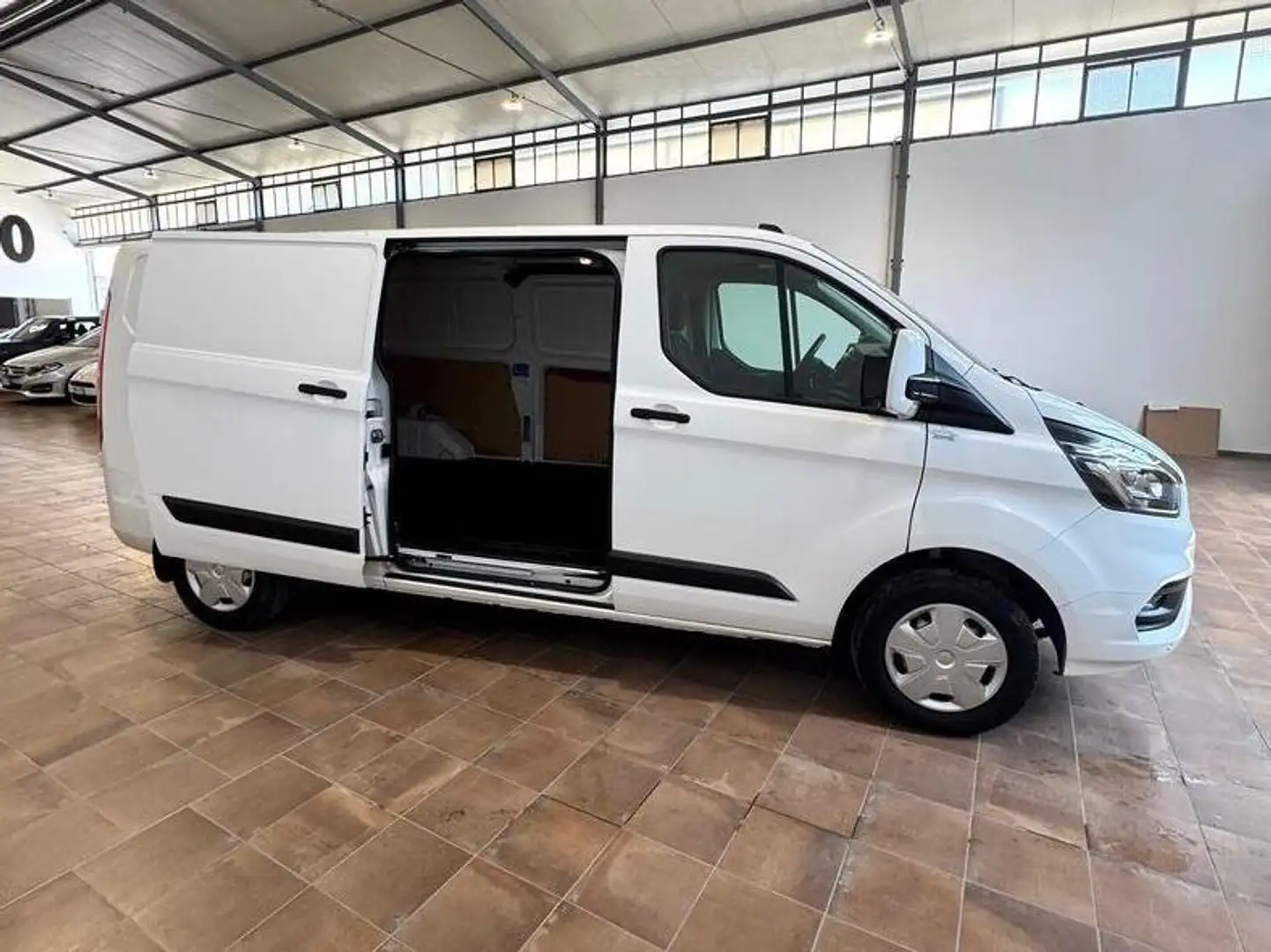 Ford Transit Custom 2.0tdci MHEV 130cv L2H1 IBRIDO FURGONE Blanc - 2