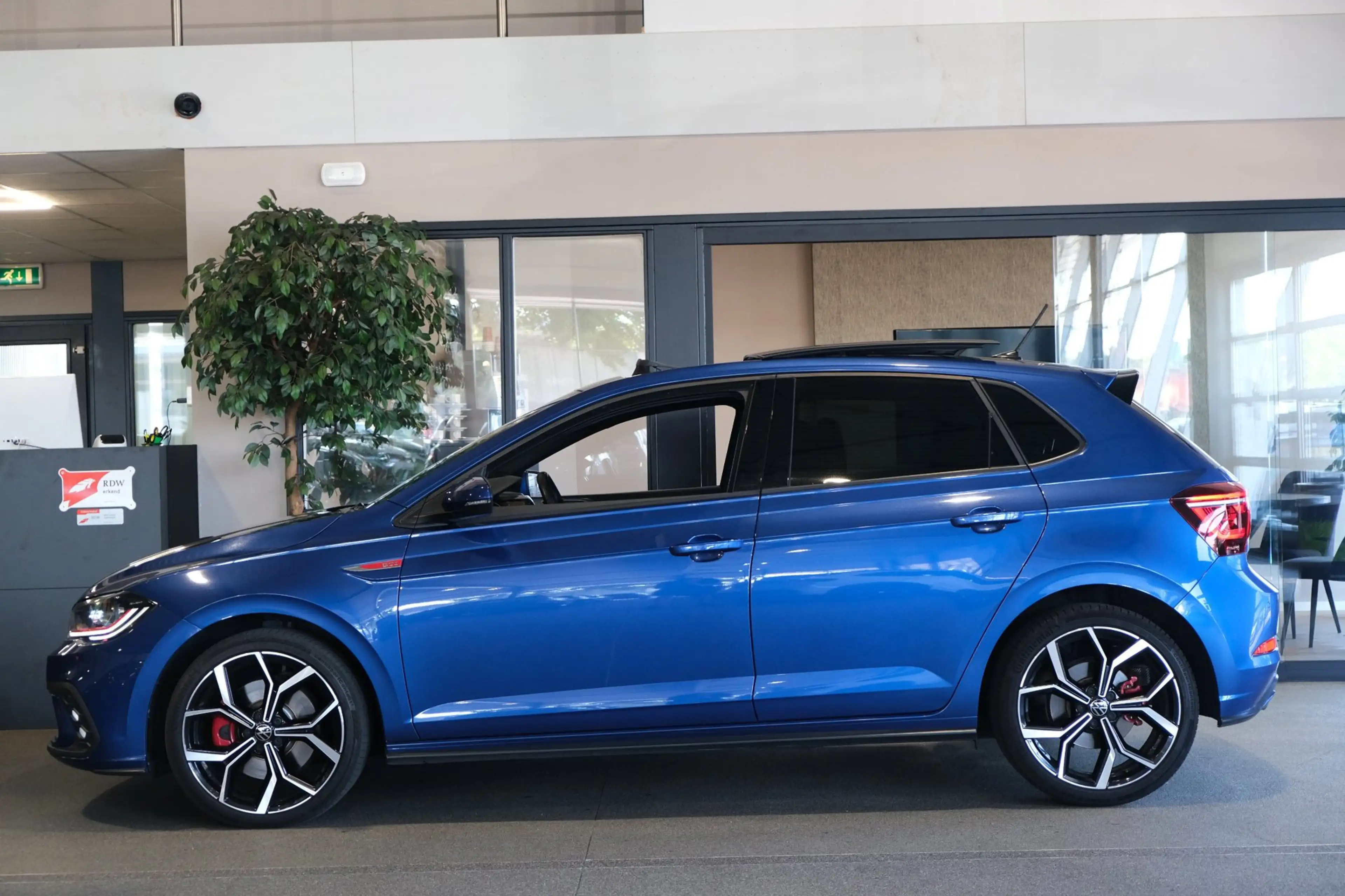 Volkswagen Polo GTI 2.0 TSI 207PK DSG Facelift Pano IQ Matrix Faro Nav — photo 9