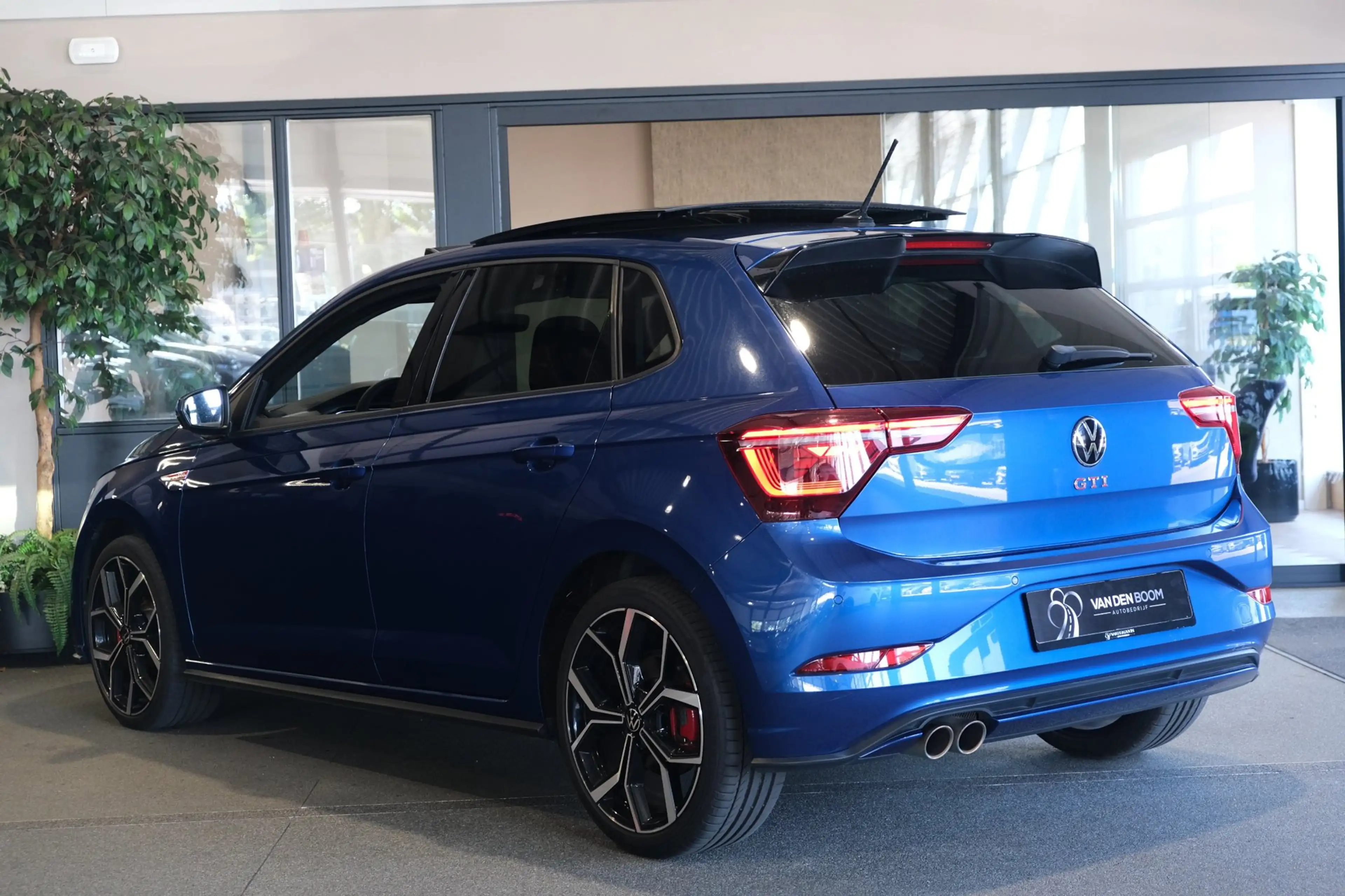Volkswagen Polo GTI 2.0 TSI 207PK DSG Facelift Pano IQ Matrix Faro Nav — photo 2
