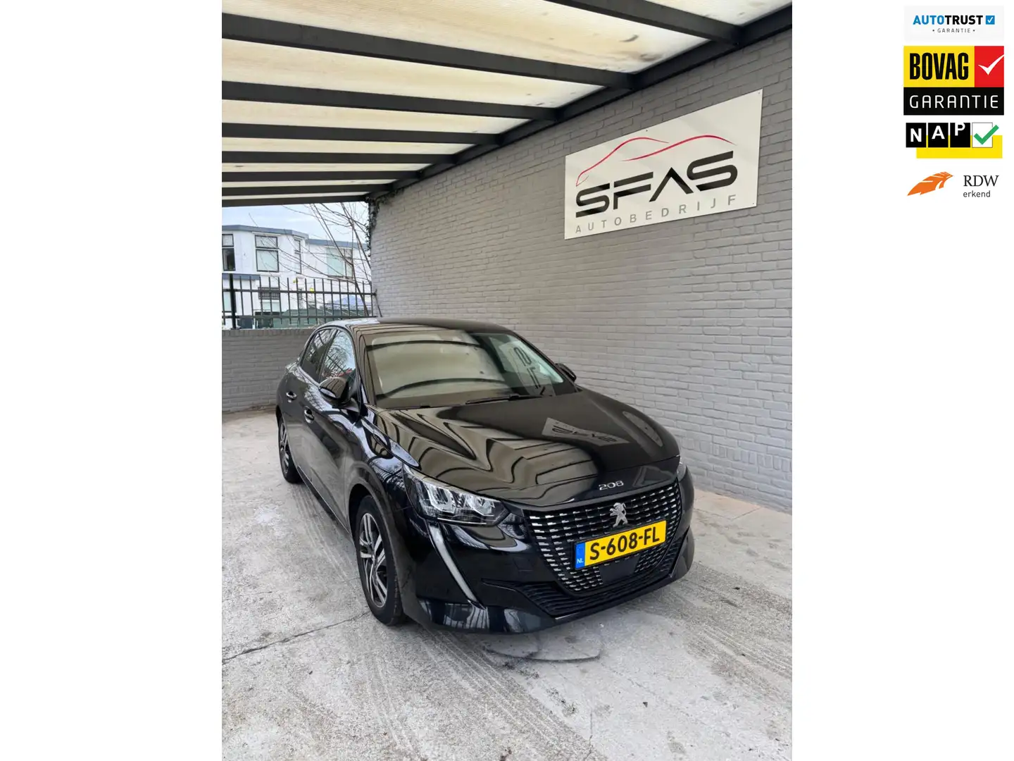 Peugeot 208 1.2 PureTech 101pk Eat8 2022 Zwart Noir - 1