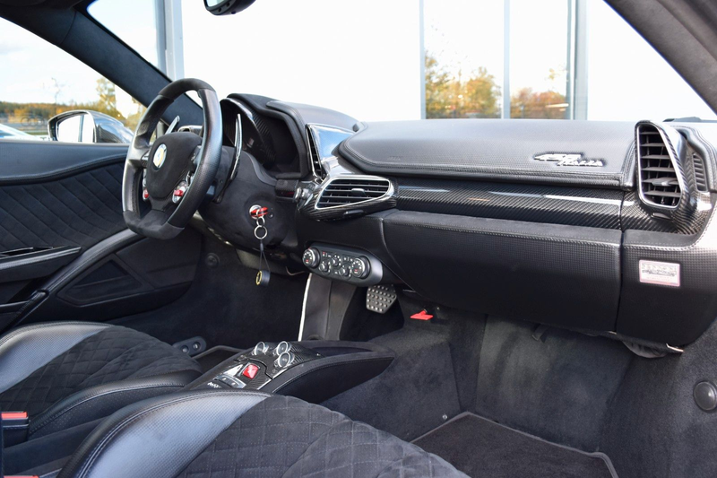 Ferrari 458 ITALIA KAMERA LIFT BLACK CARBON EDITION — photo 10