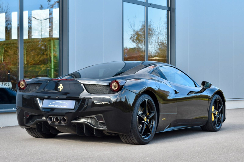 Ferrari 458 ITALIA KAMERA LIFT BLACK CARBON EDITION — photo 9