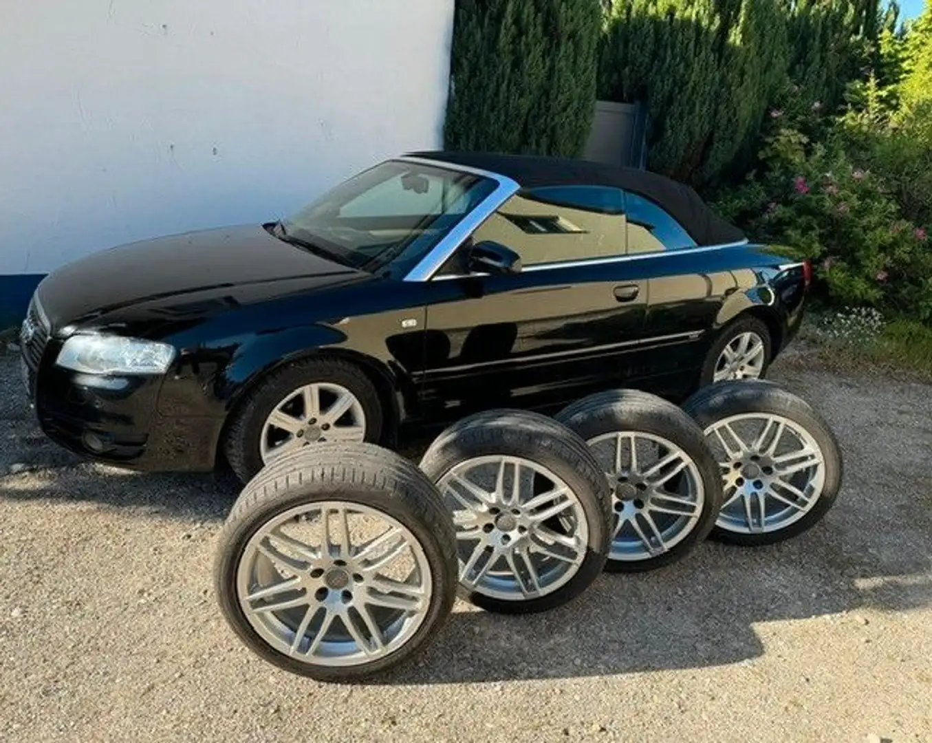 Audi A4 Cabriolet 2.0 TDI S-Line Sport+ Top Noir - 1