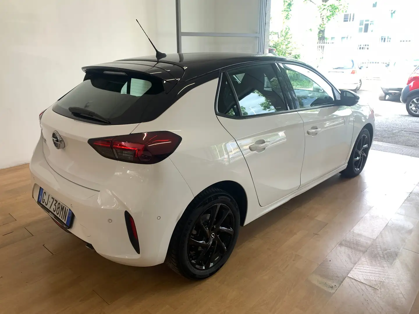 Opel Corsa 1.2 GS Line s&s 100CV GPL Blanc - 2