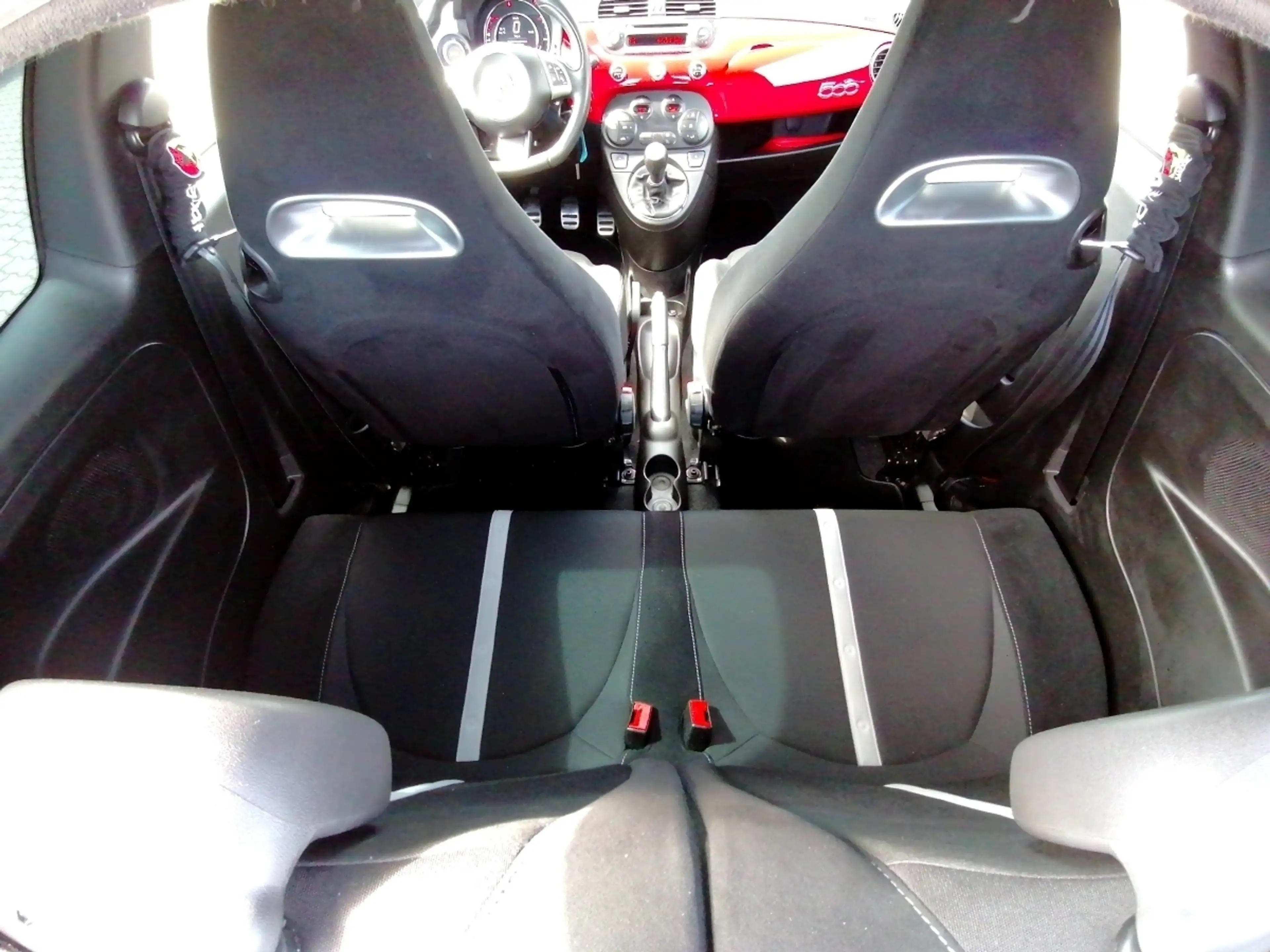 Abarth 500 595 Custom 1.4 T-Jet — photo 13