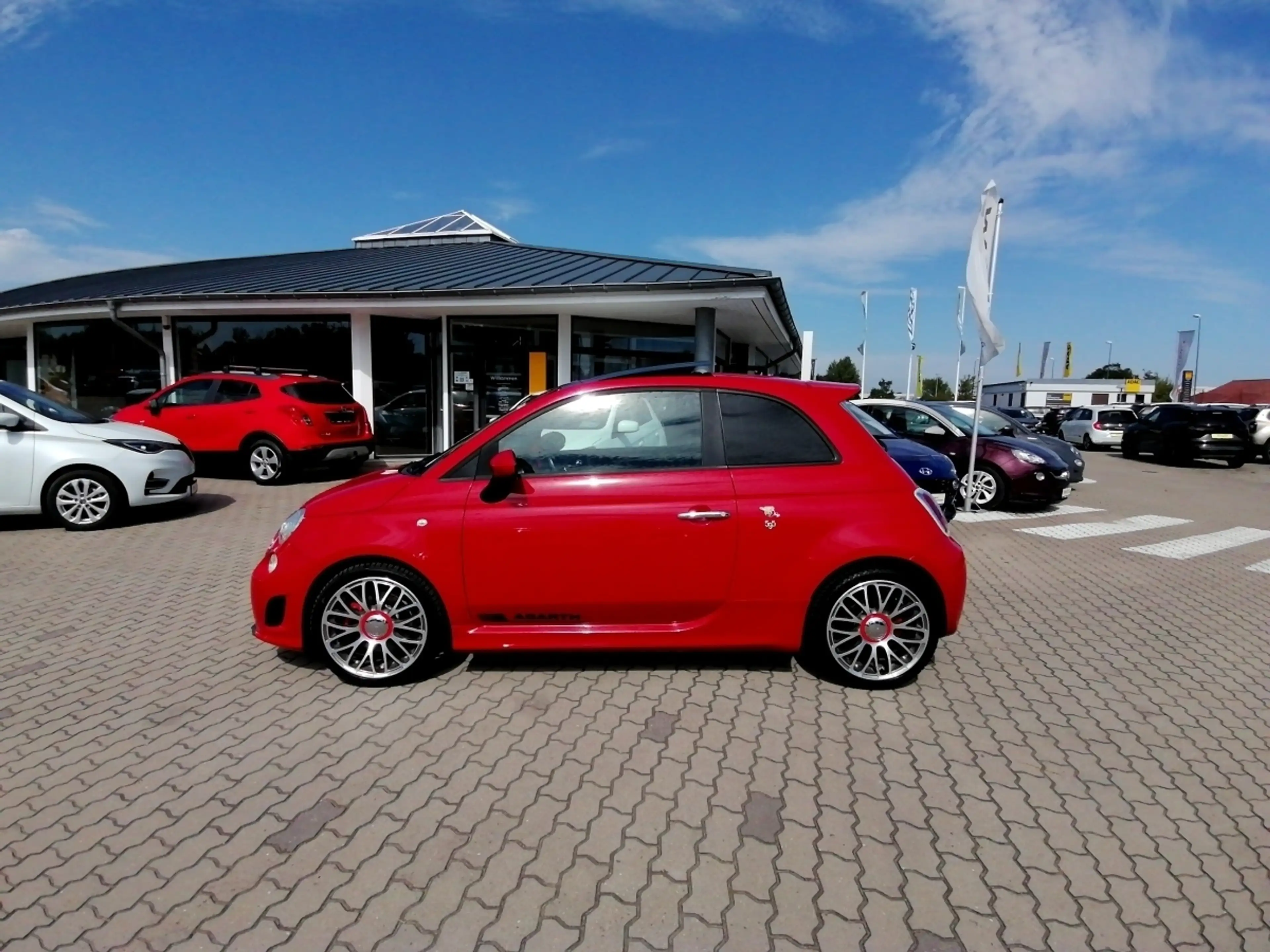 Abarth 500 595 Custom 1.4 T-Jet — photo 2