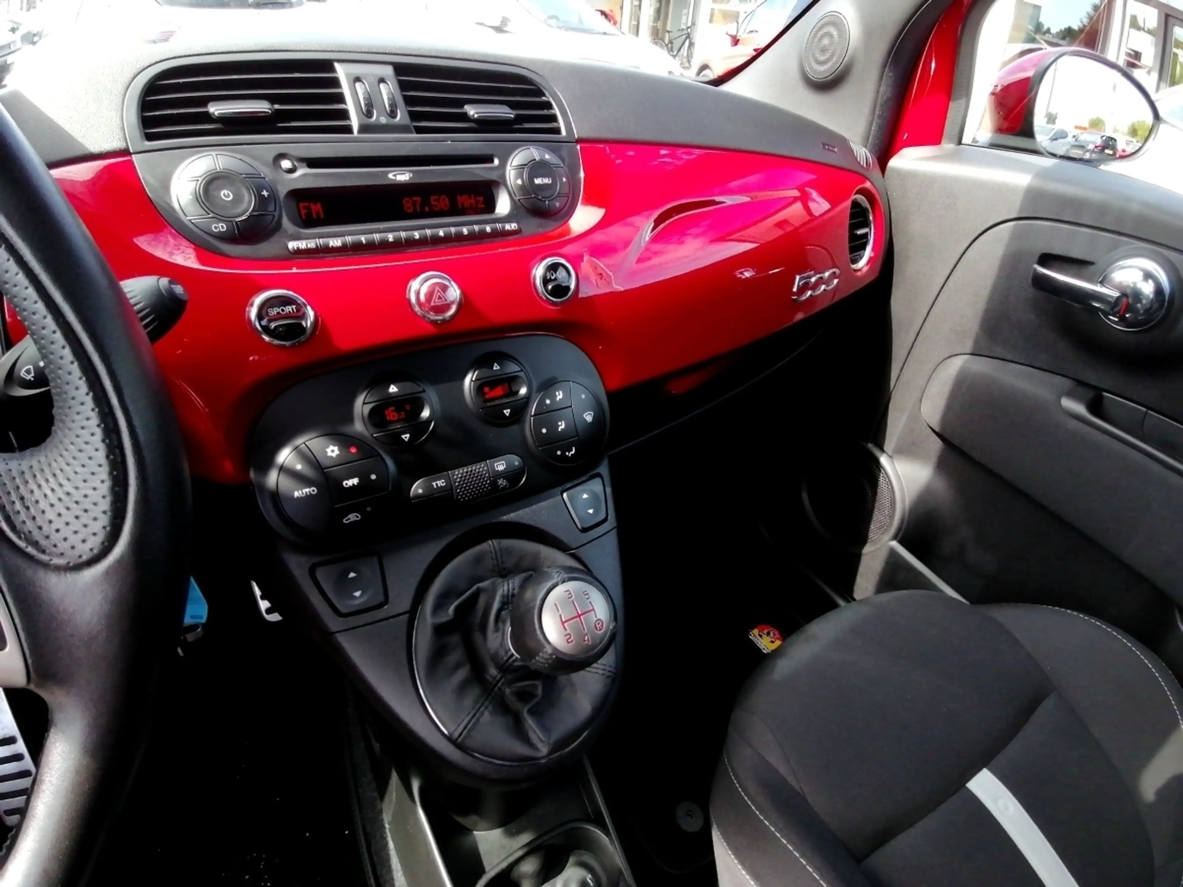 Abarth 500 595 Custom 1.4 T-Jet — photo 14