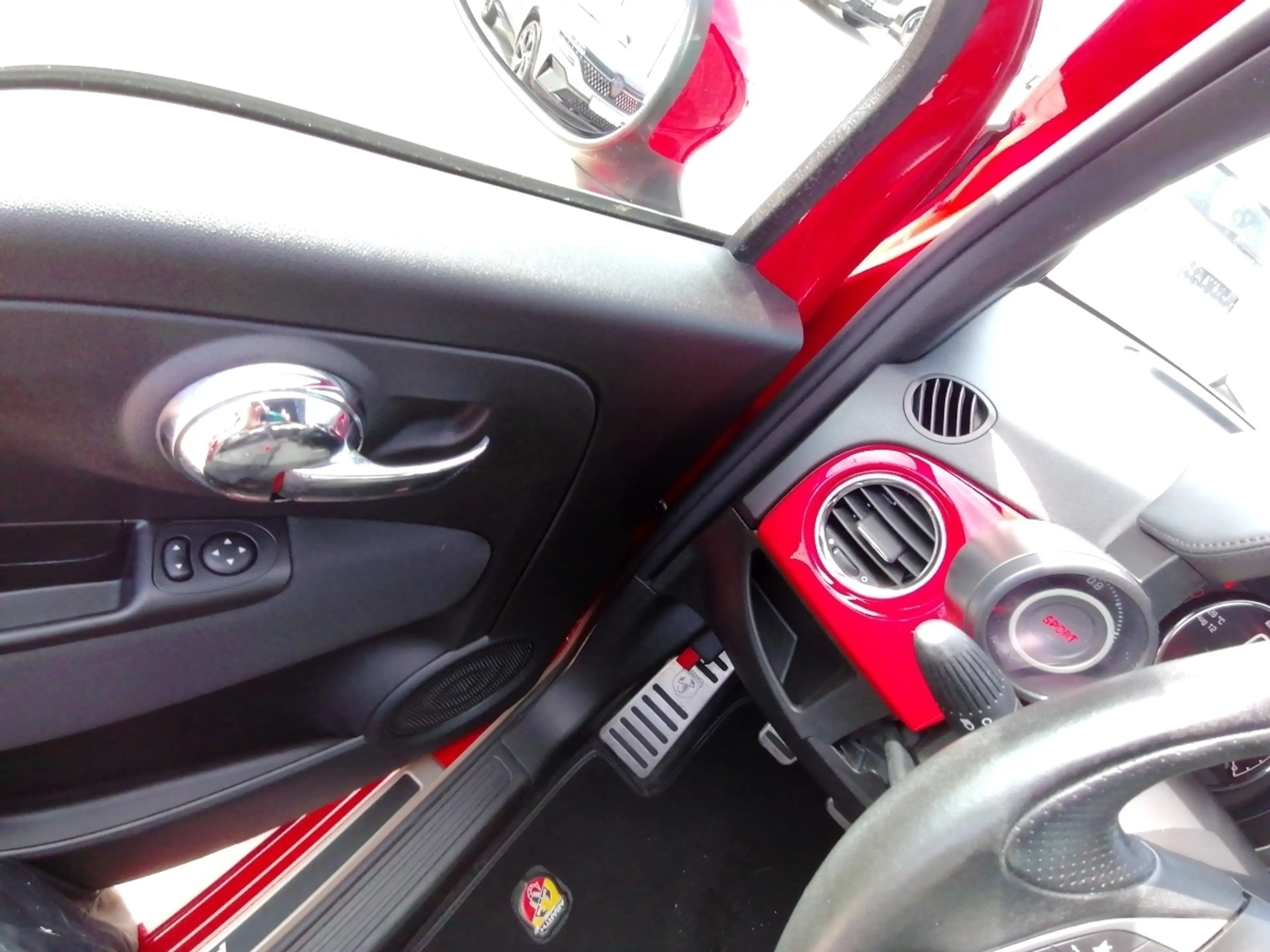 Abarth 500 595 Custom 1.4 T-Jet — photo 8
