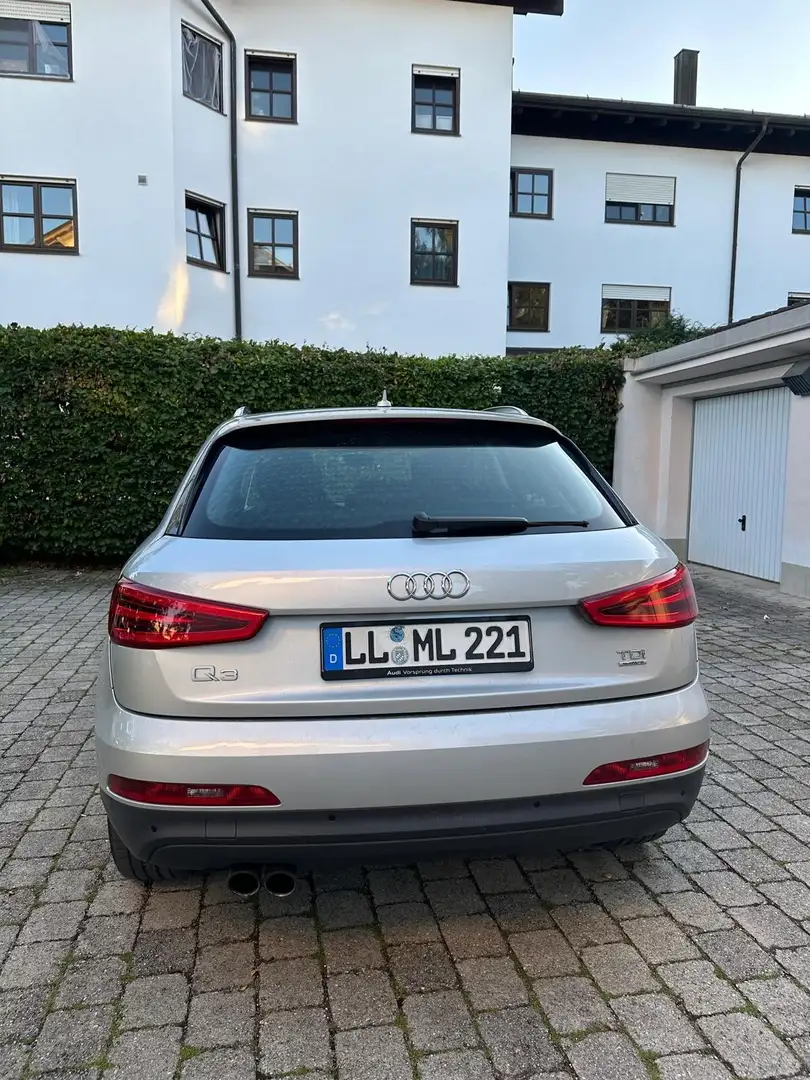 Audi Q3 2.0 TDI quattro S tronic - 2