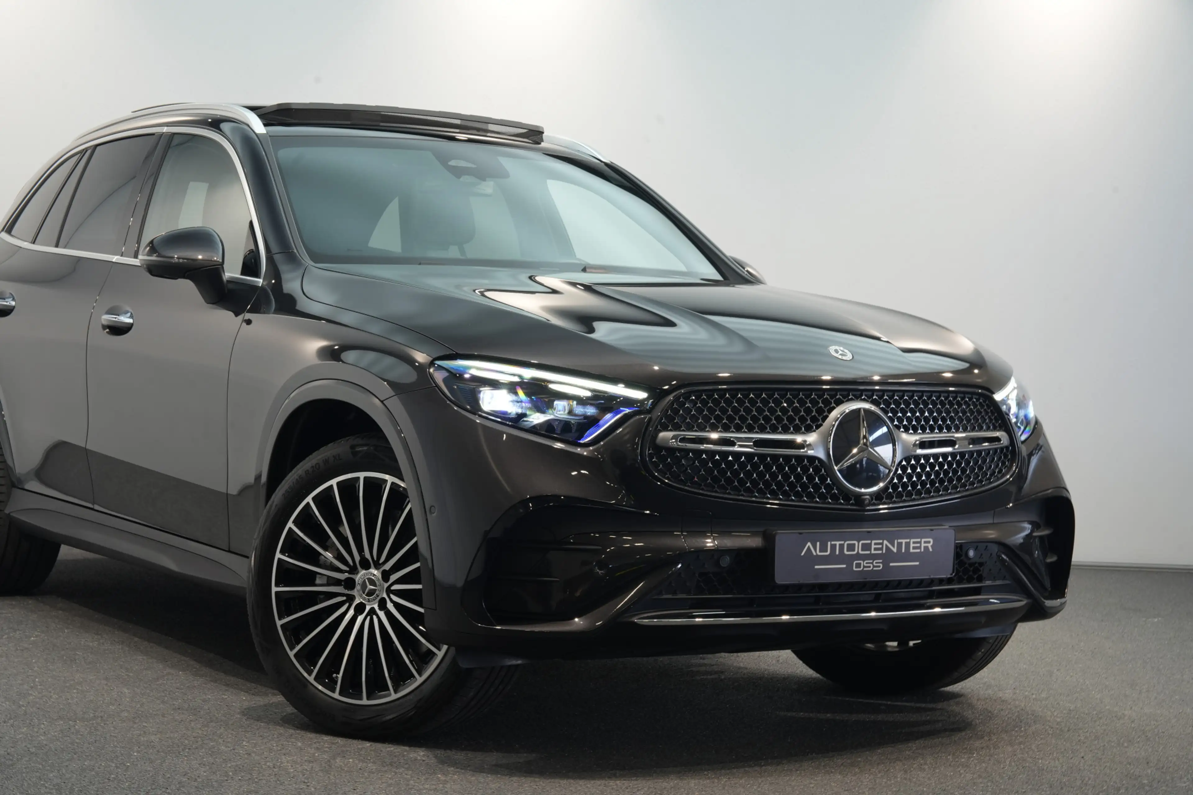 Mercedes-Benz GLC 400 400e 4MATIC AMG Premium+ ✅ TREKHAAK ✅ DISTRONIC ✅ — photo 46