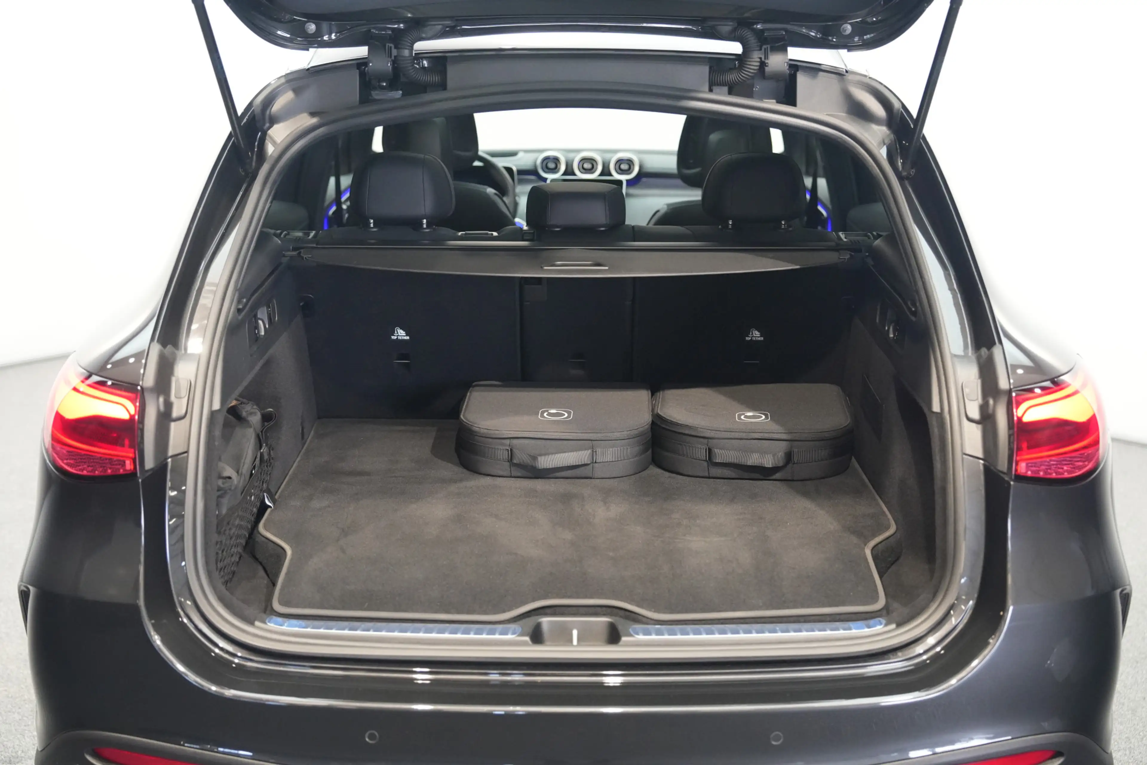 Mercedes-Benz GLC 400 400e 4MATIC AMG Premium+ ✅ TREKHAAK ✅ DISTRONIC ✅ — photo 12