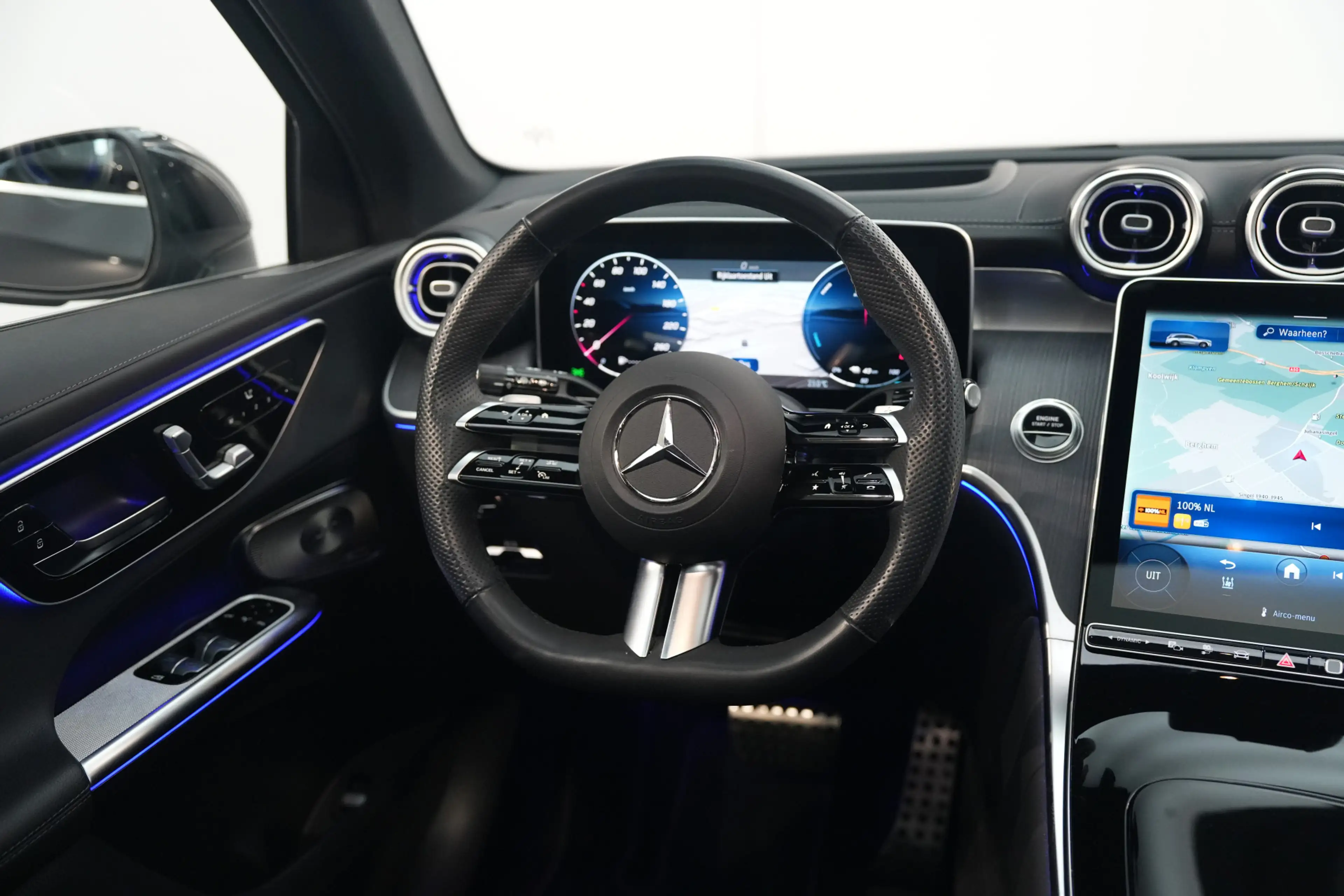 Mercedes-Benz GLC 400 400e 4MATIC AMG Premium+ ✅ TREKHAAK ✅ DISTRONIC ✅ — photo 16