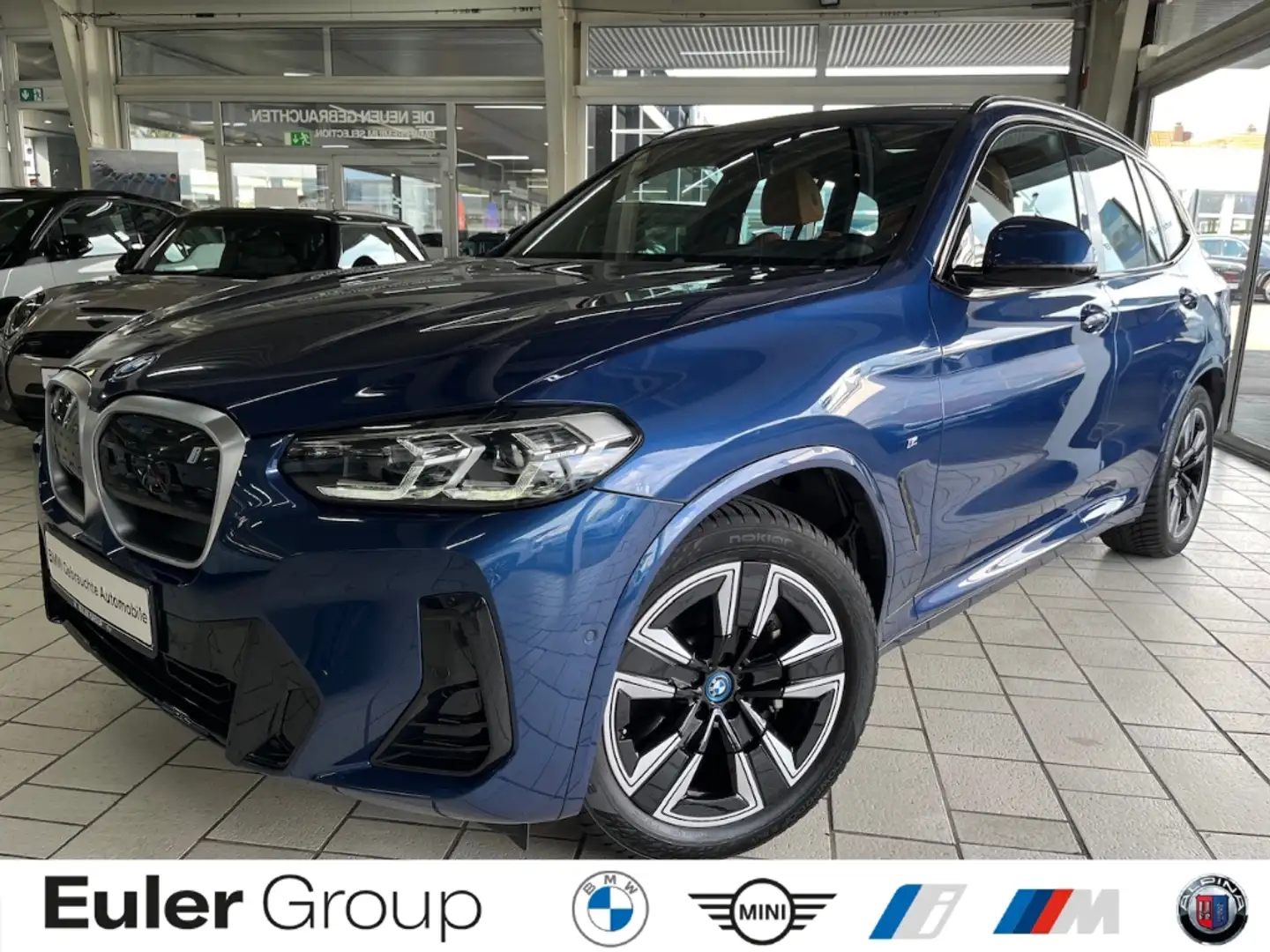 BMW iX3 A M Sport AD AHK-klappbar AHK El. Fondsitzverst. P Blau - 1