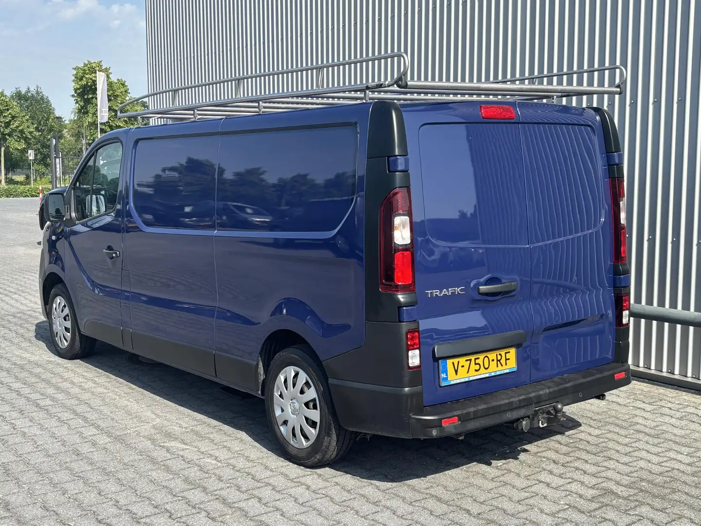 Renault Trafic 1.6 dCi T29 L2H1*NAVI*CRUISE*A/C*HAAK*3PERS*IMPERI Bleu - 2