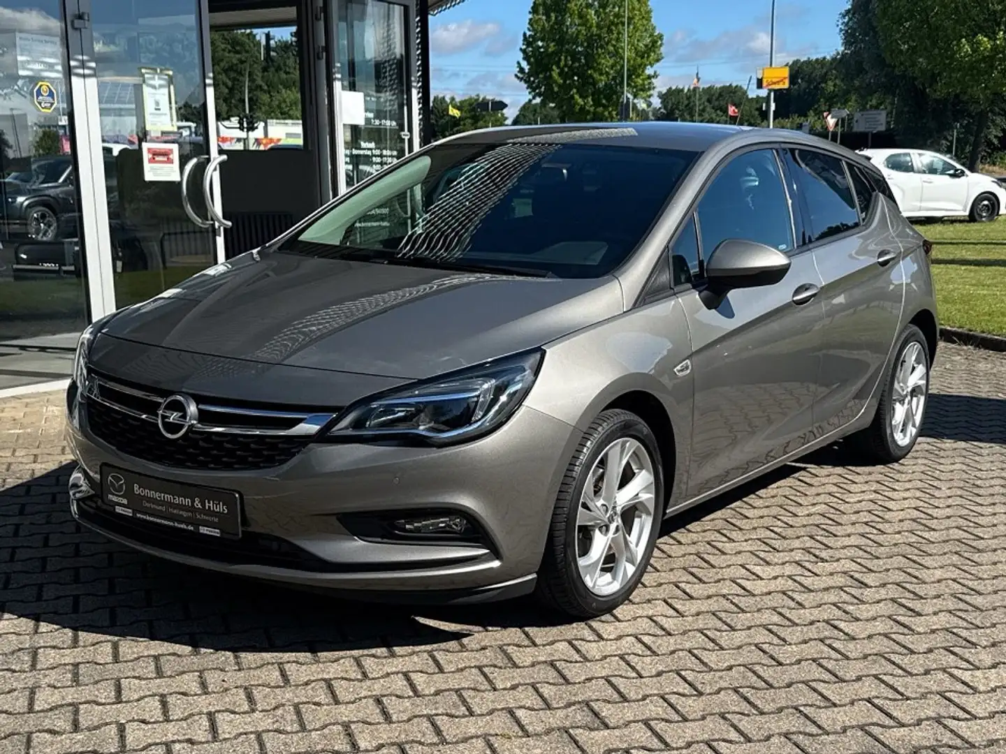 Opel Astra K Lim. 1.4 Turbo Active Active Gris - 2