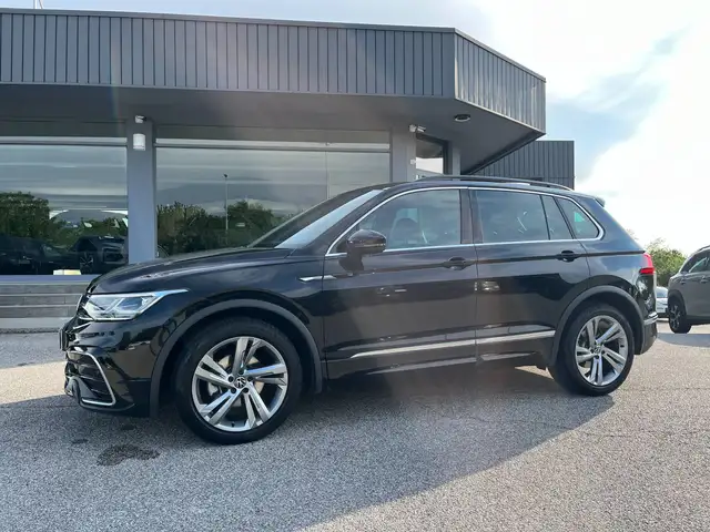 Volkswagen Tiguan Tiguan  2.0 tdi R-Line 150cv dsg