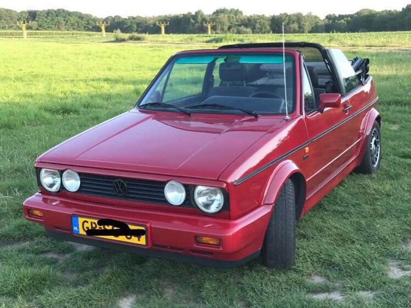 Volkswagen Golf Cabriolet Golf Cabriolet 1.8 Roşu - 1