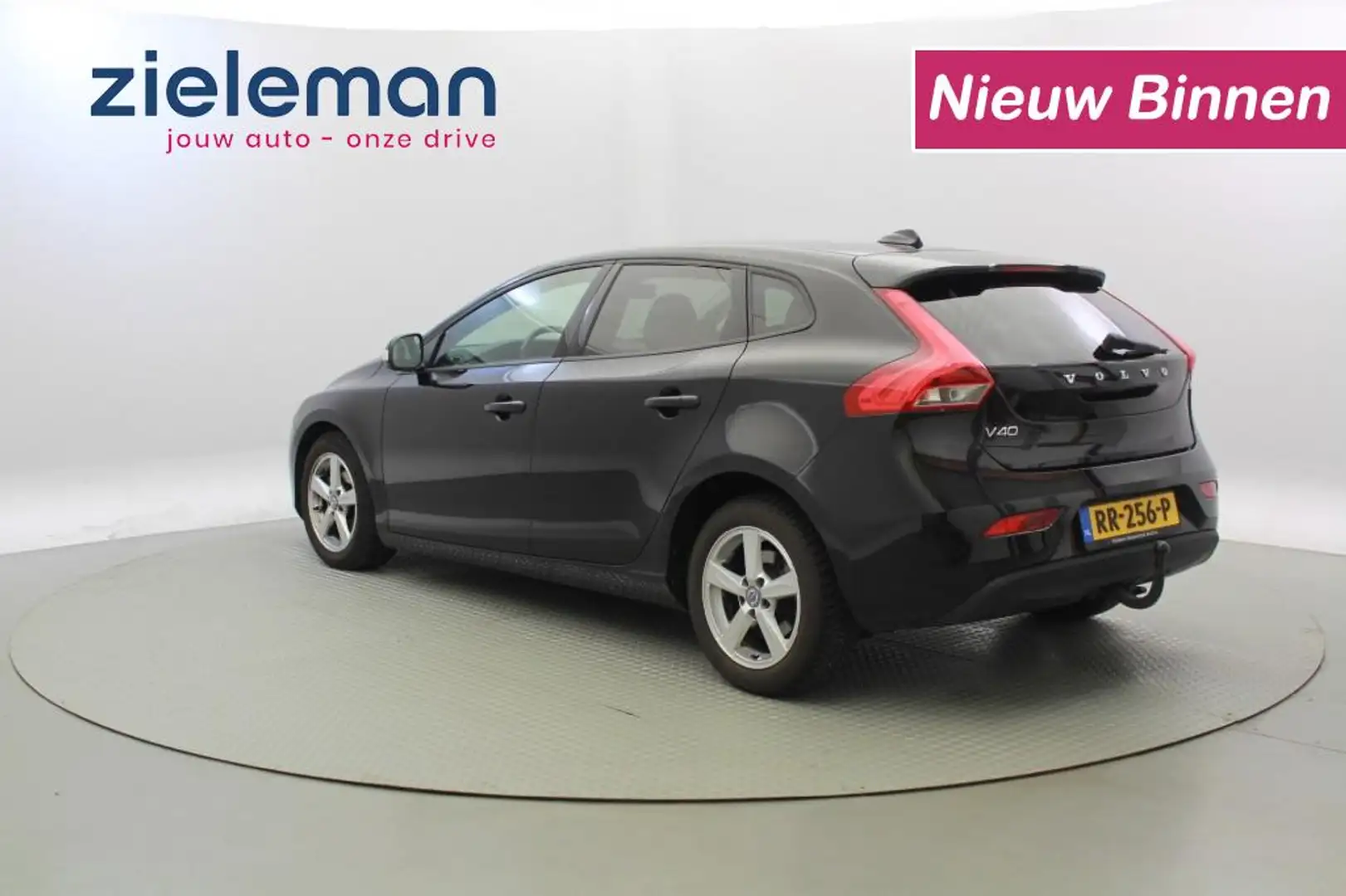 Volvo V40 2.0 D2 Kinetic business - Navi, Cruise, Stoelverw. Zwart - 2