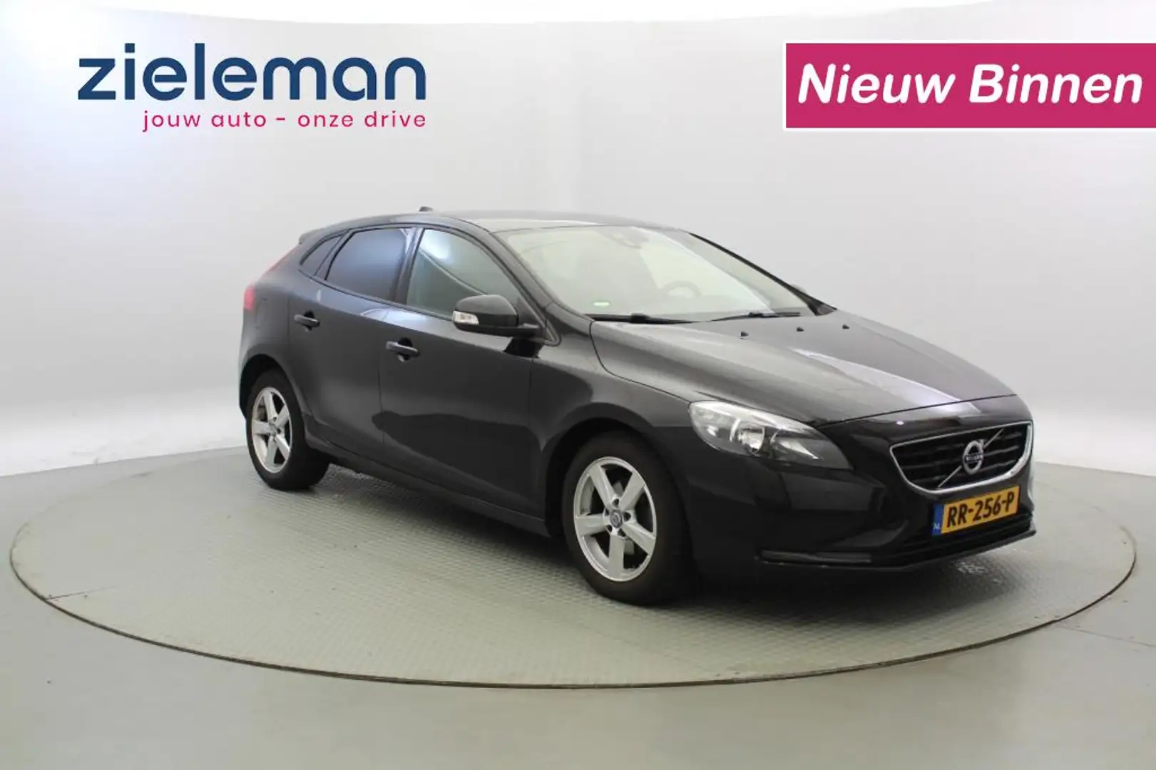 Volvo V40 2.0 D2 Kinetic business - Navi, Cruise, Stoelverw. Zwart - 1