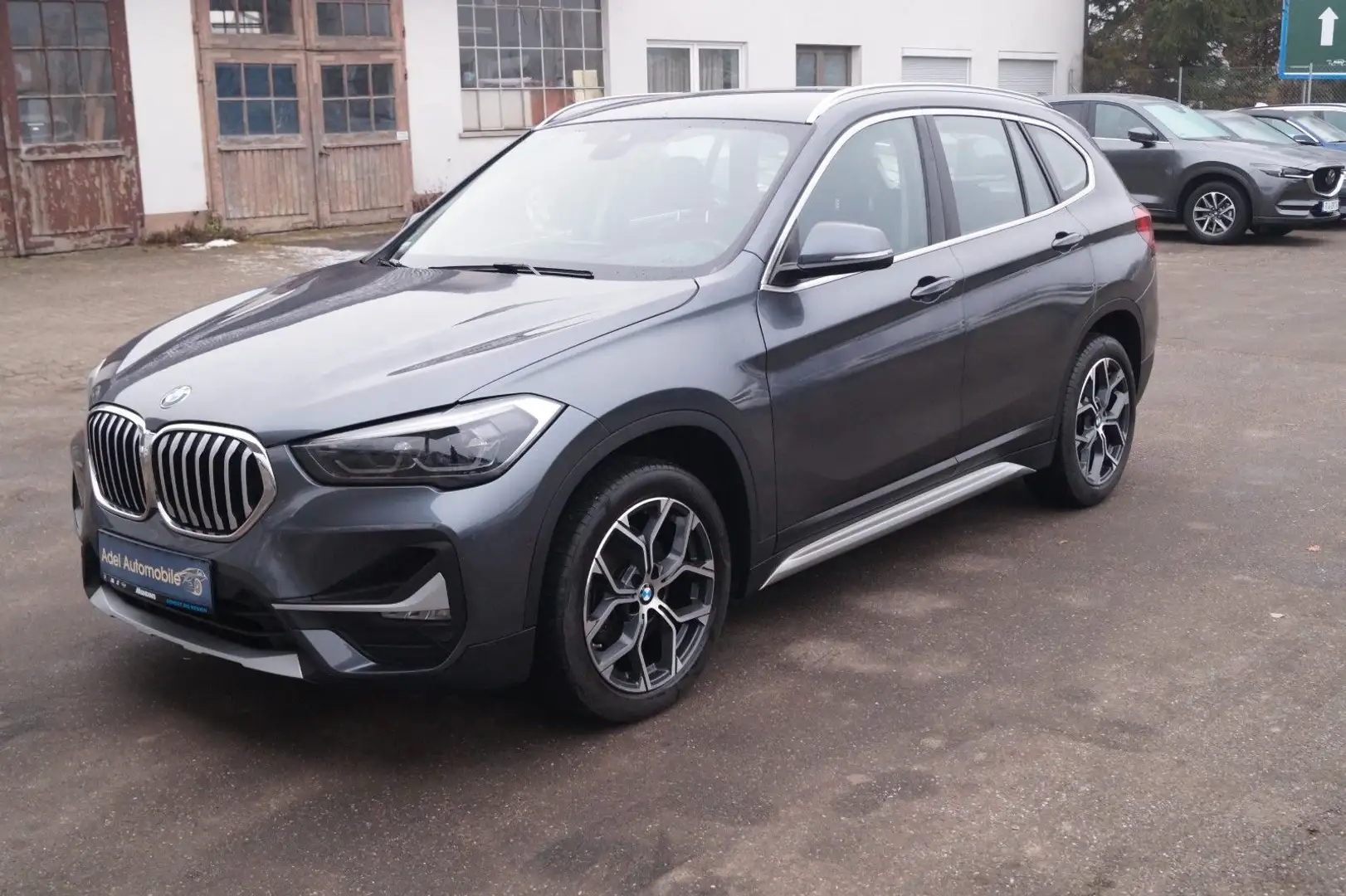 BMW X1 xDrive 18 d xLine HUD KAMERA AHK Grau - 1