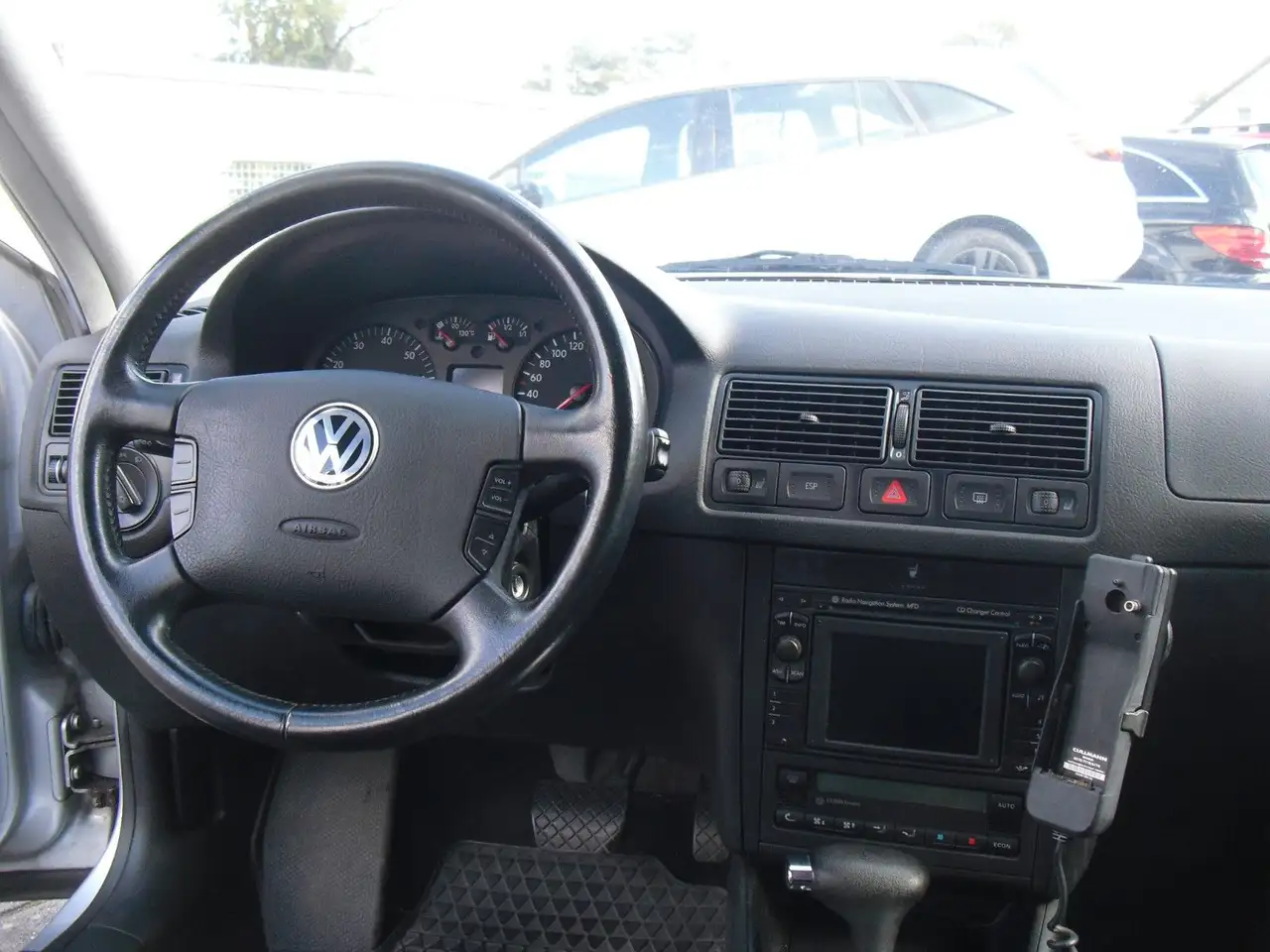 Volkswagen Golf 1.8T Automatik*Leder*Navi*Bastlerfahrzeug, foto 12