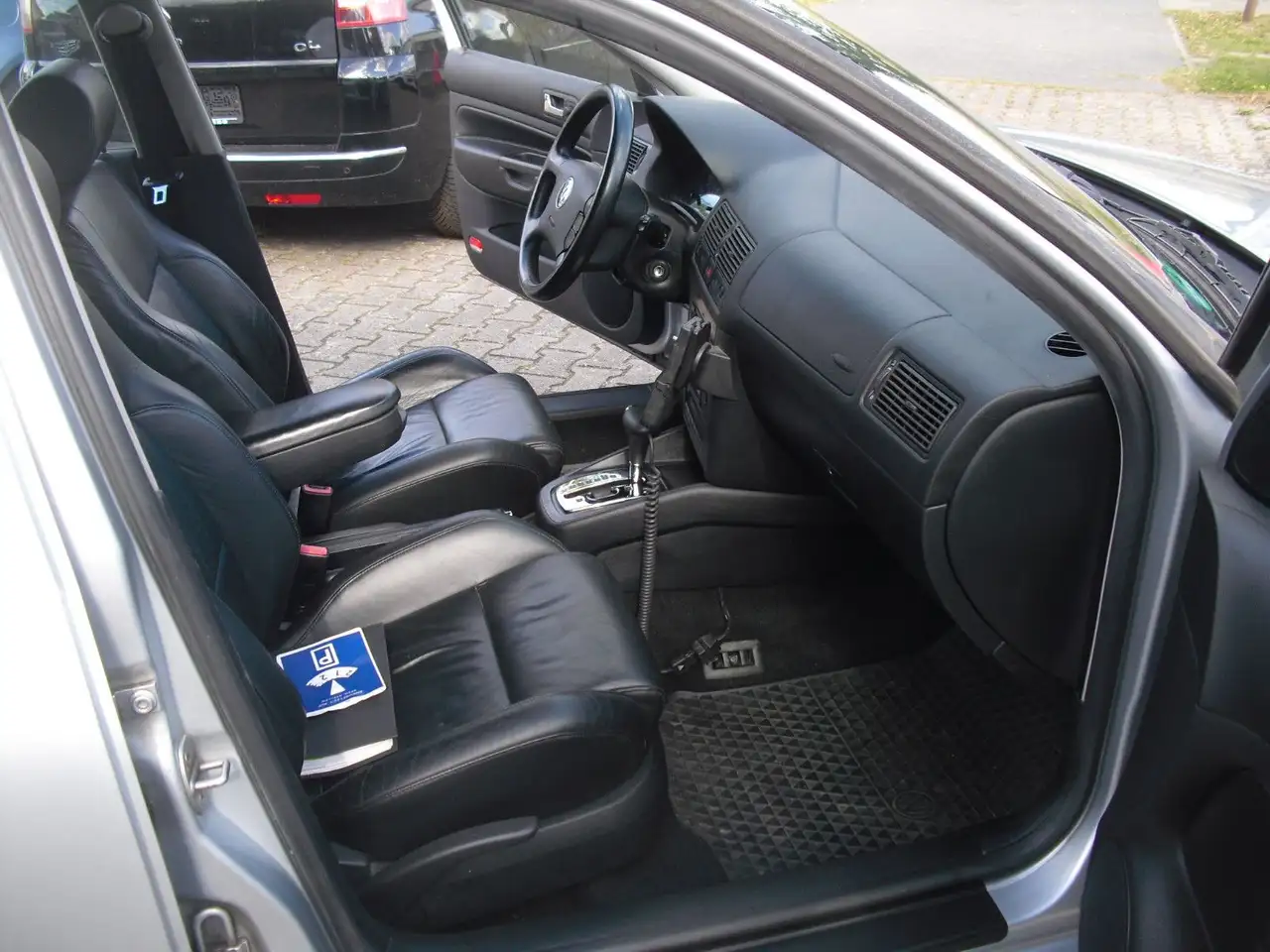 Volkswagen Golf 1.8T Automatik*Leder*Navi*Bastlerfahrzeug, foto 10