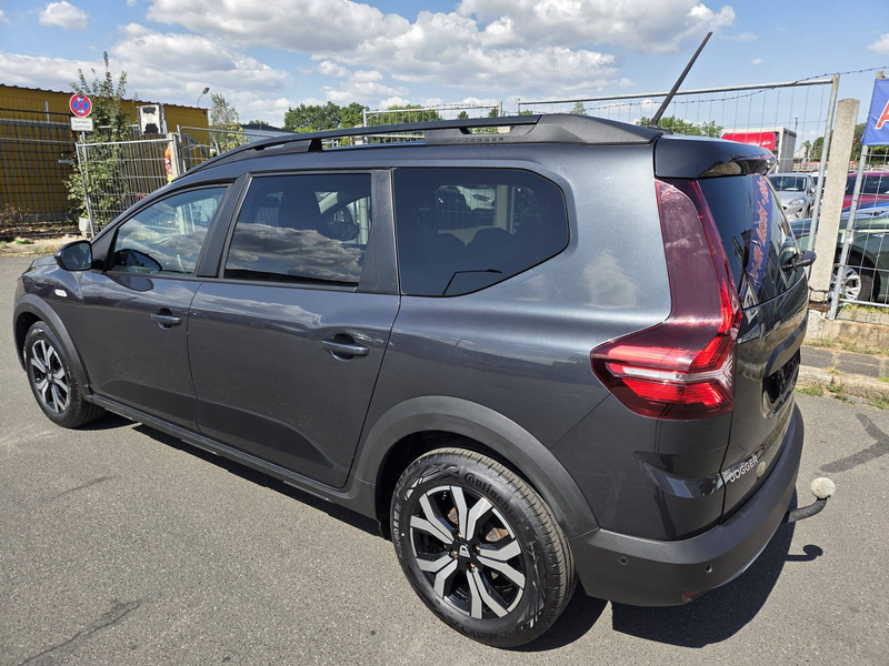 Dacia Jogger Comfort — photo 3