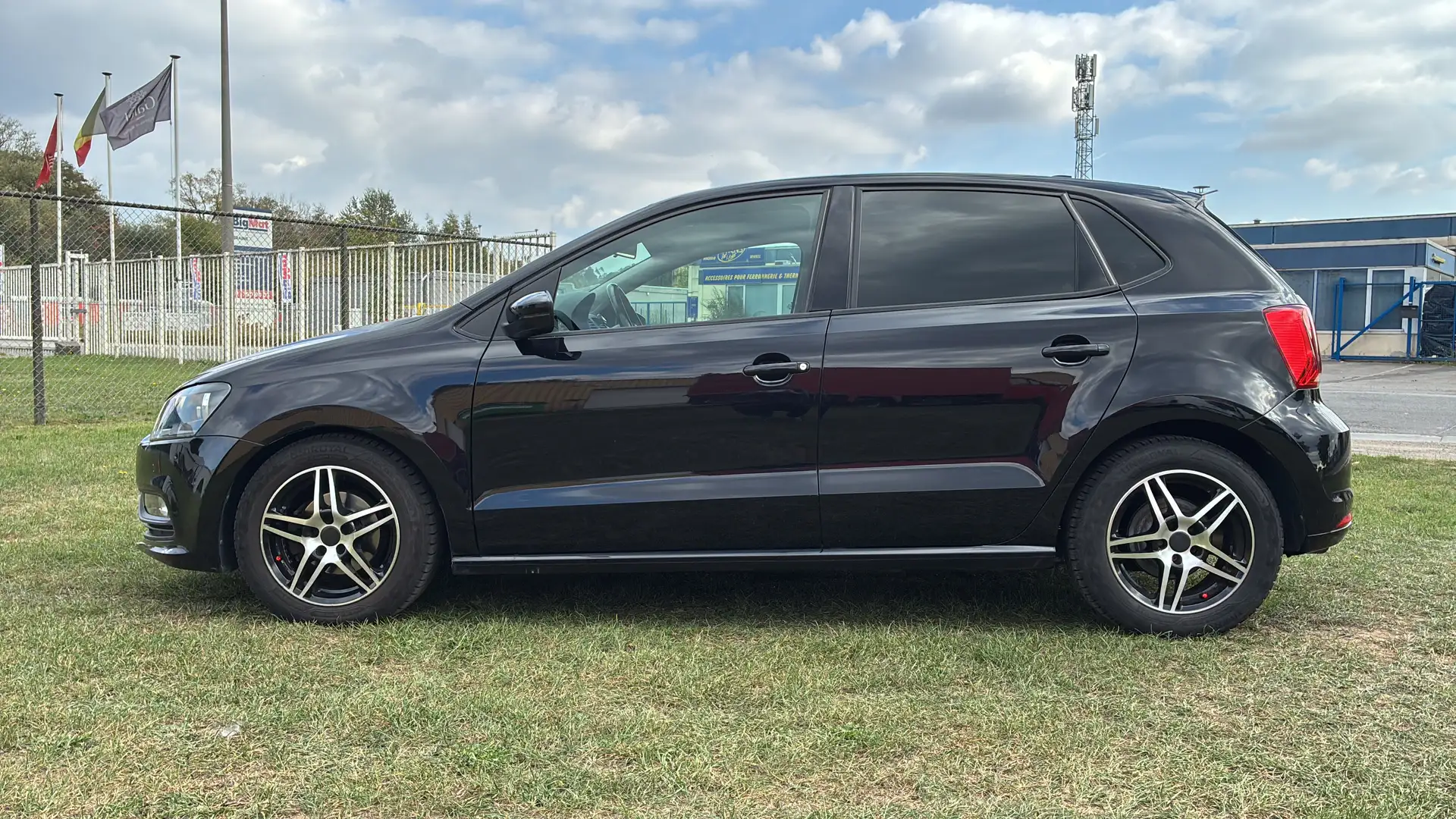 Volkswagen Polo ✅ Polo 1.0 * 1 an de Garantie * Negro - 2